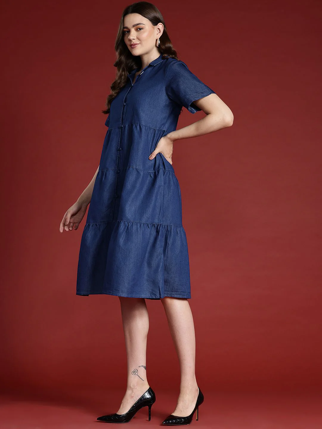 all about you Chambray A-Line Tiered Midi Dress - Image 3