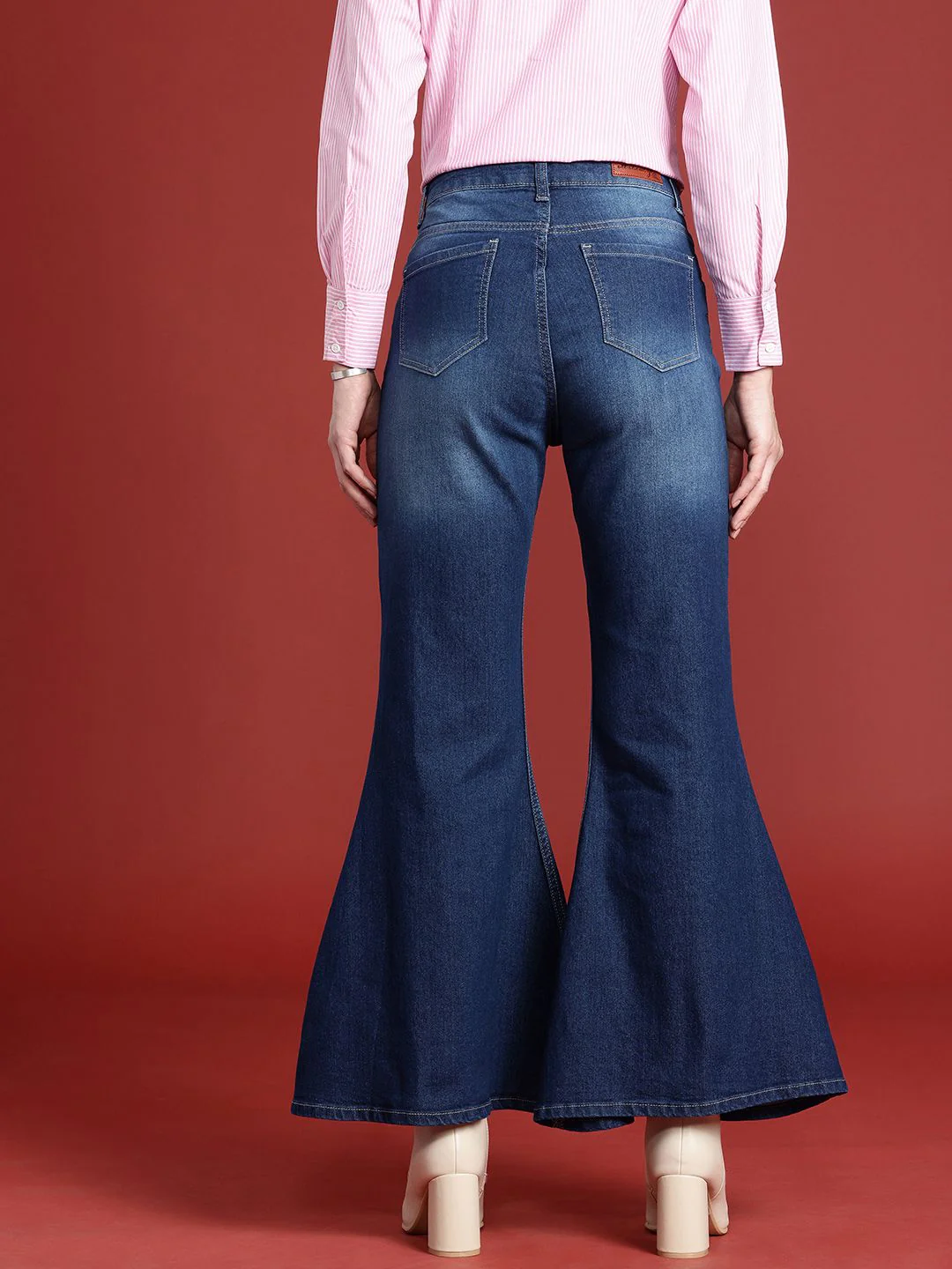 all about you Women Slim Flared Bootcut High-Rise Light Fade Stretchable Jeans - Image 3
