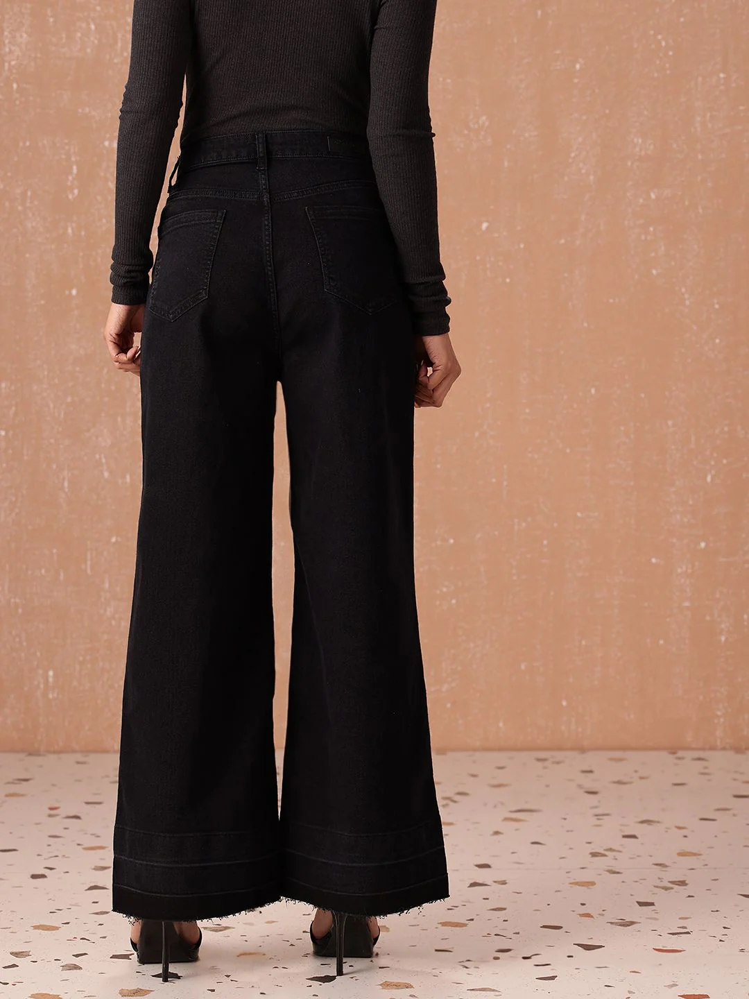 all about you Women Wide Leg High-Rise Light Fade Stretchable Jeans - Image 5