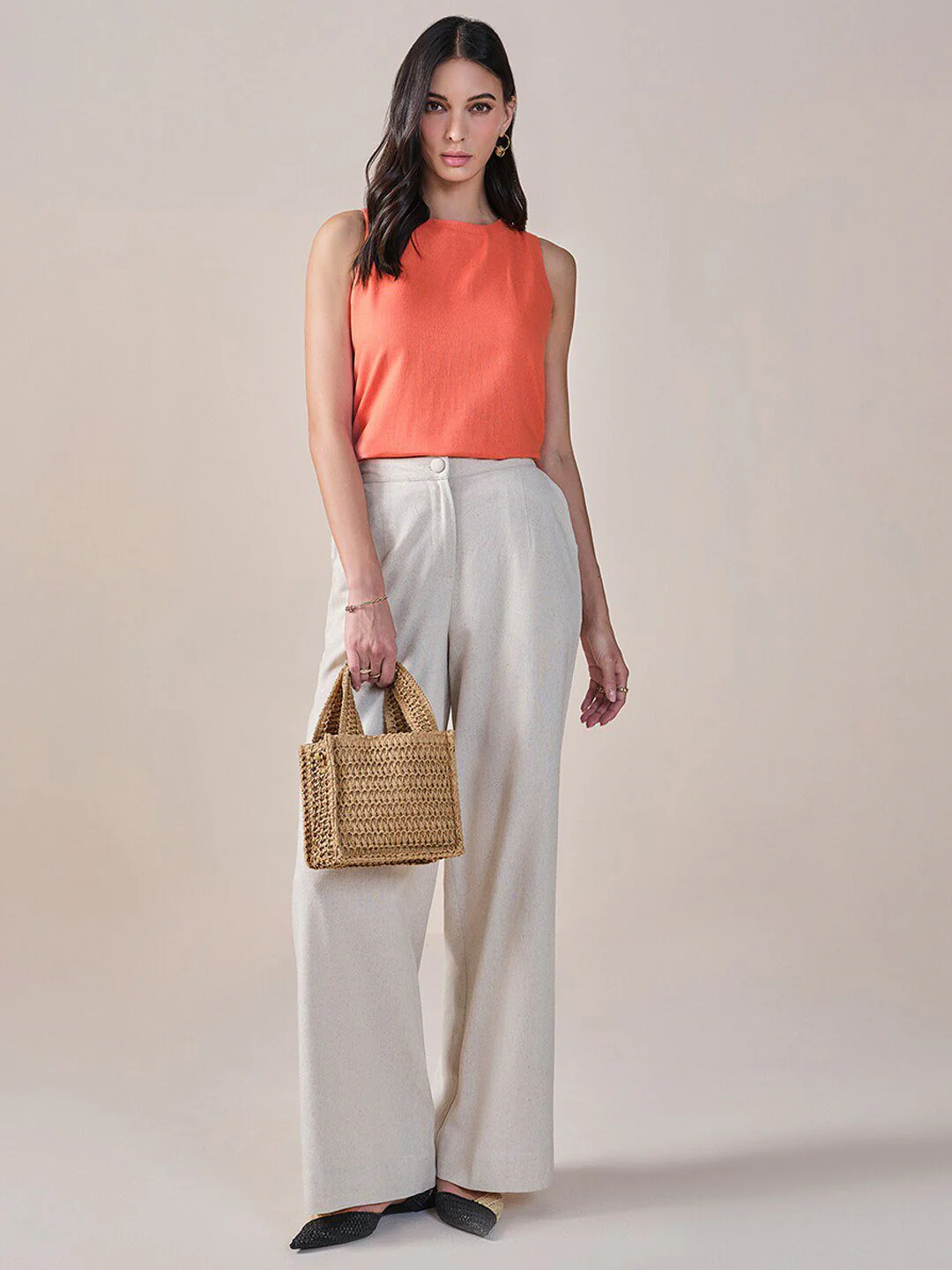 AND Round Neck Sleeveless Top - Image 4