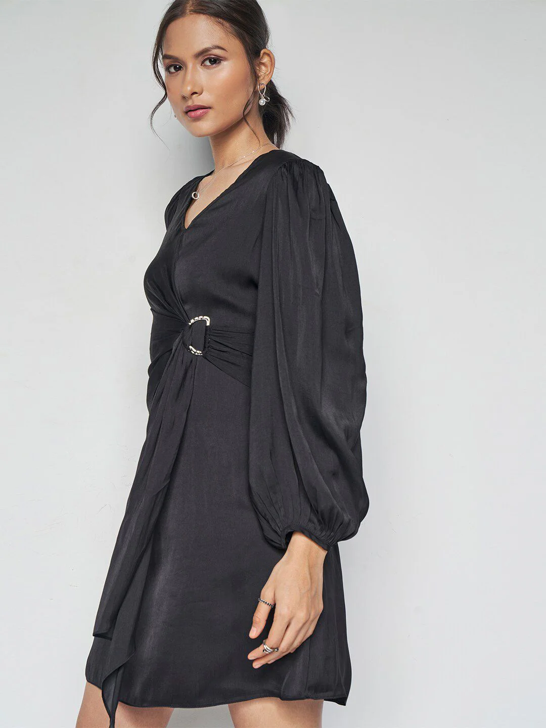 AND V-Neck Puff Sleeves Gathered Detailed A-Line Dress - Image 3