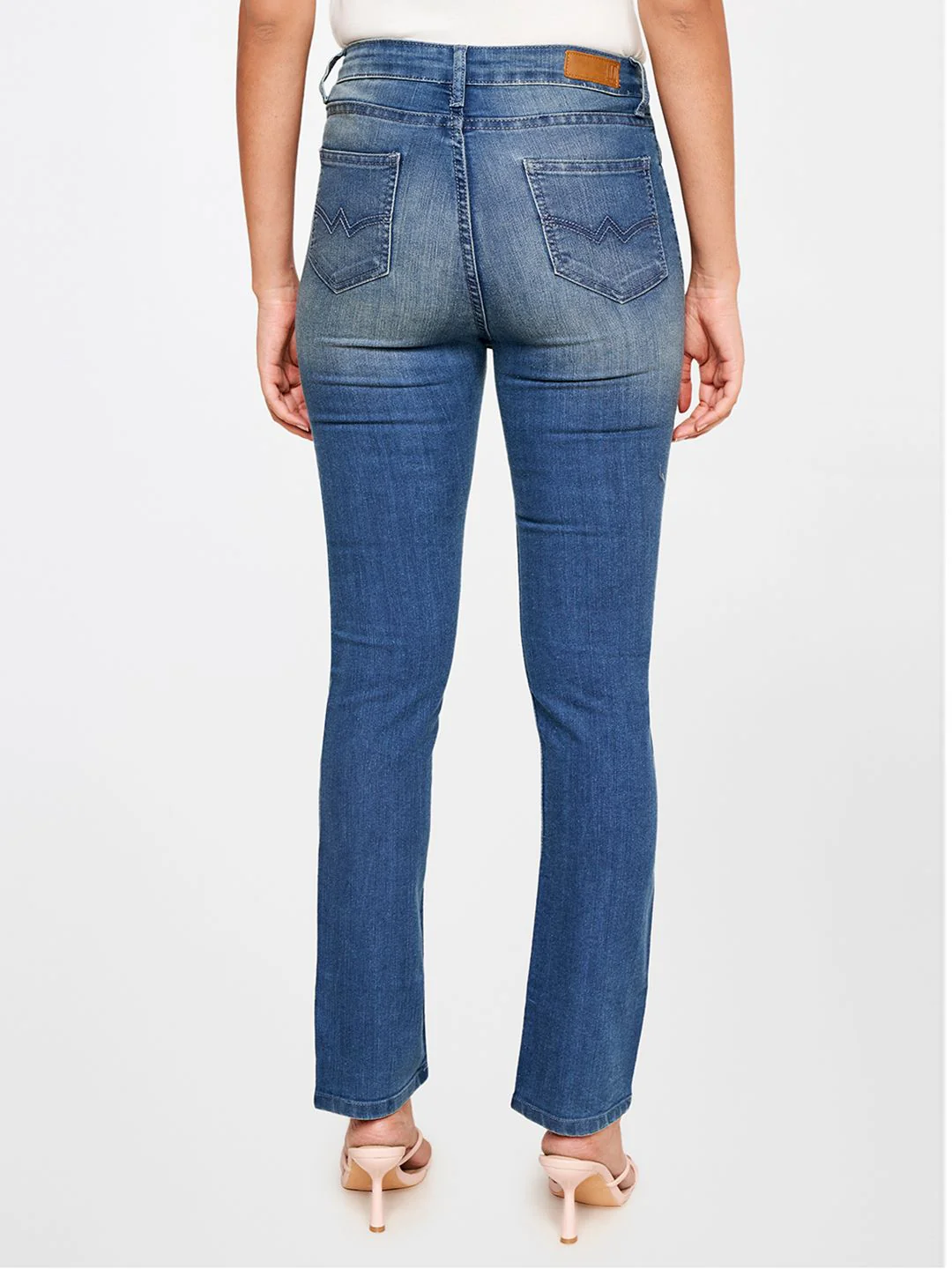 AND Women Straight Fit Light Fade Printed Stretchable Jeans - Image 3