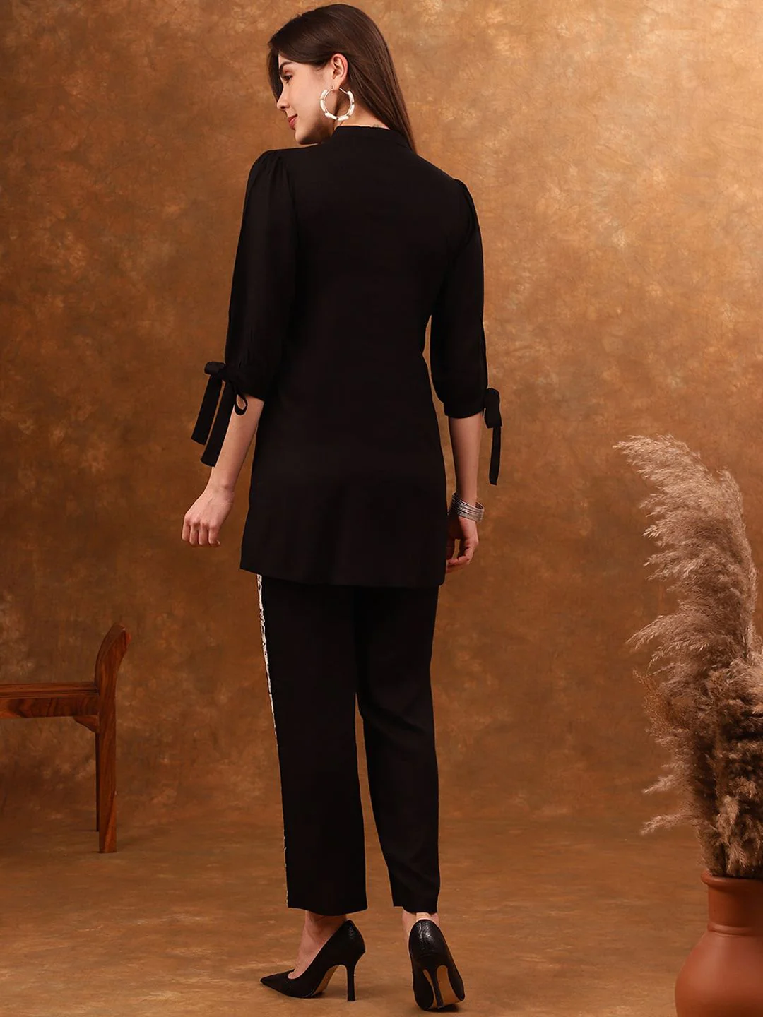 Anouk Black Silk Blend Embroidered Tunic with Trousers - Image 4