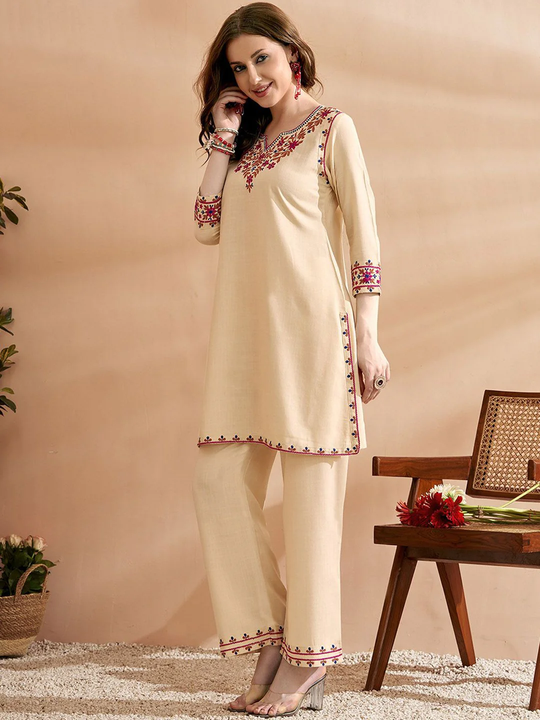 Anouk Embroidered Three Quarter Sleeves Kurta With Trousers Set - Image 5