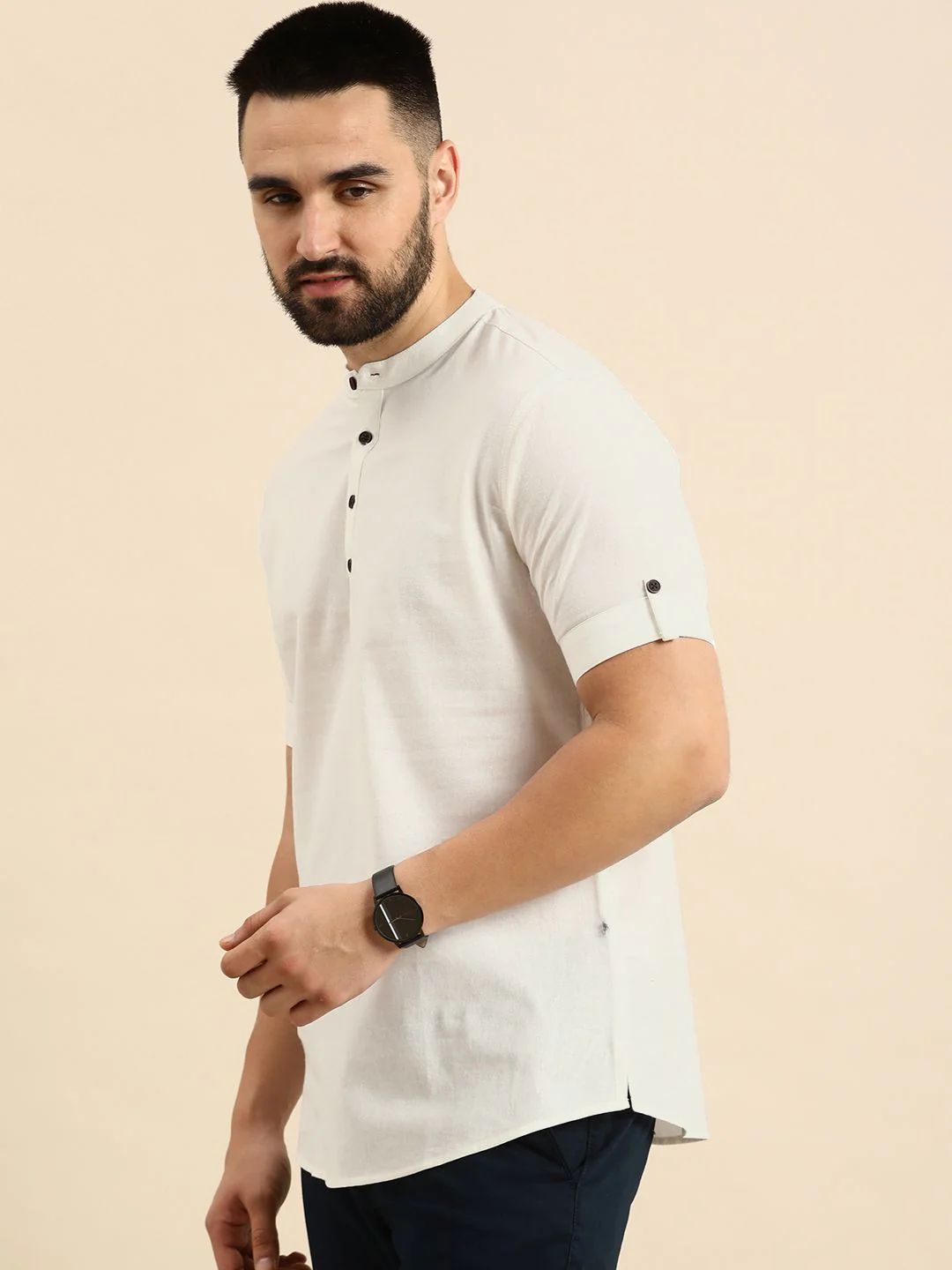Anouk Men Solid Mandarin Collar Short Kurta - Image 3