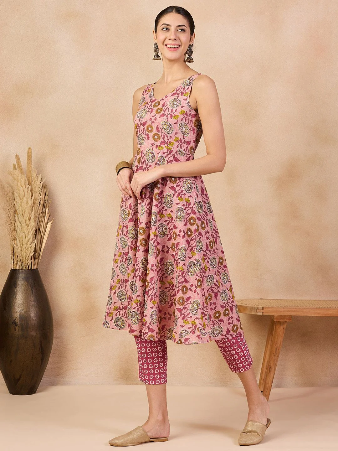 Anouk Pink Floral Printed V-Neck Regular Pure Cotton A-Line Kurta With Trousers - Image 4