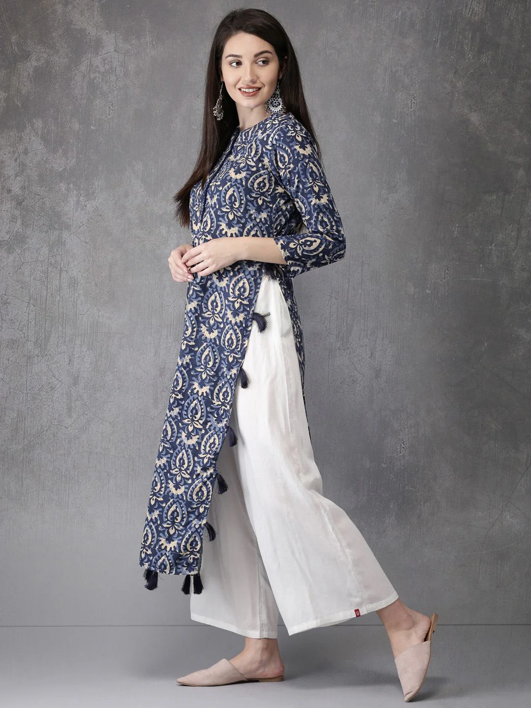 Anouk Women Blue Printed Straight Kurta - Image 3