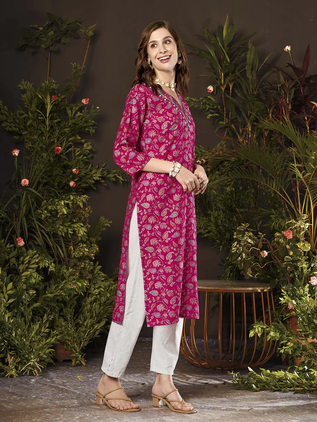 Anouk Women Floral Embroidered Thread Work Chanderi Silk Kurta - Image 2