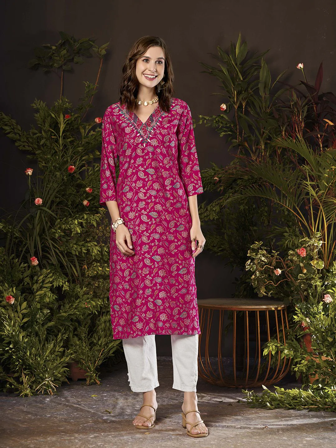 Anouk Women Floral Embroidered Thread Work Chanderi Silk Kurta - Image 5