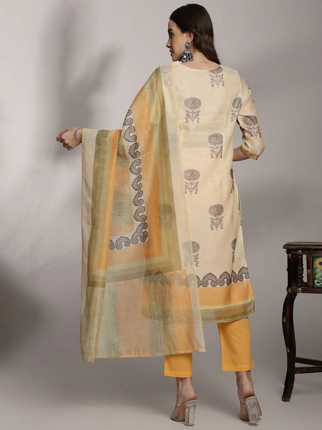 Anouk Women Floral Printed Kurta with Trousers & Dupatta - Image 7