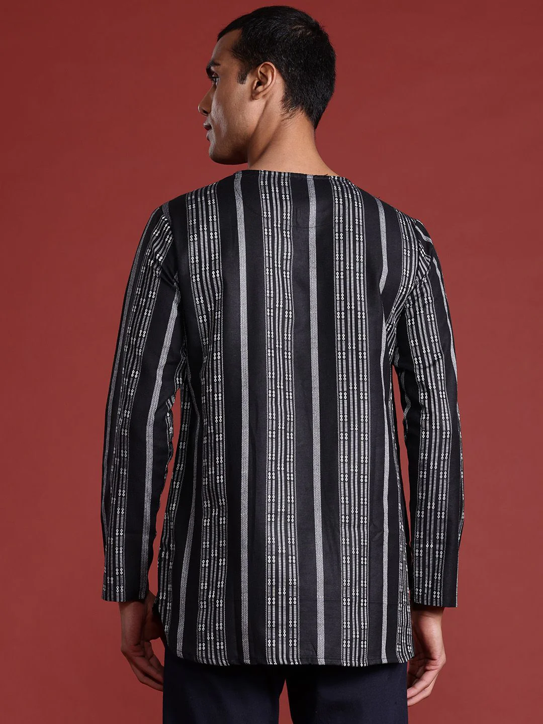 Anouk Woven Design Kurta - Image 5