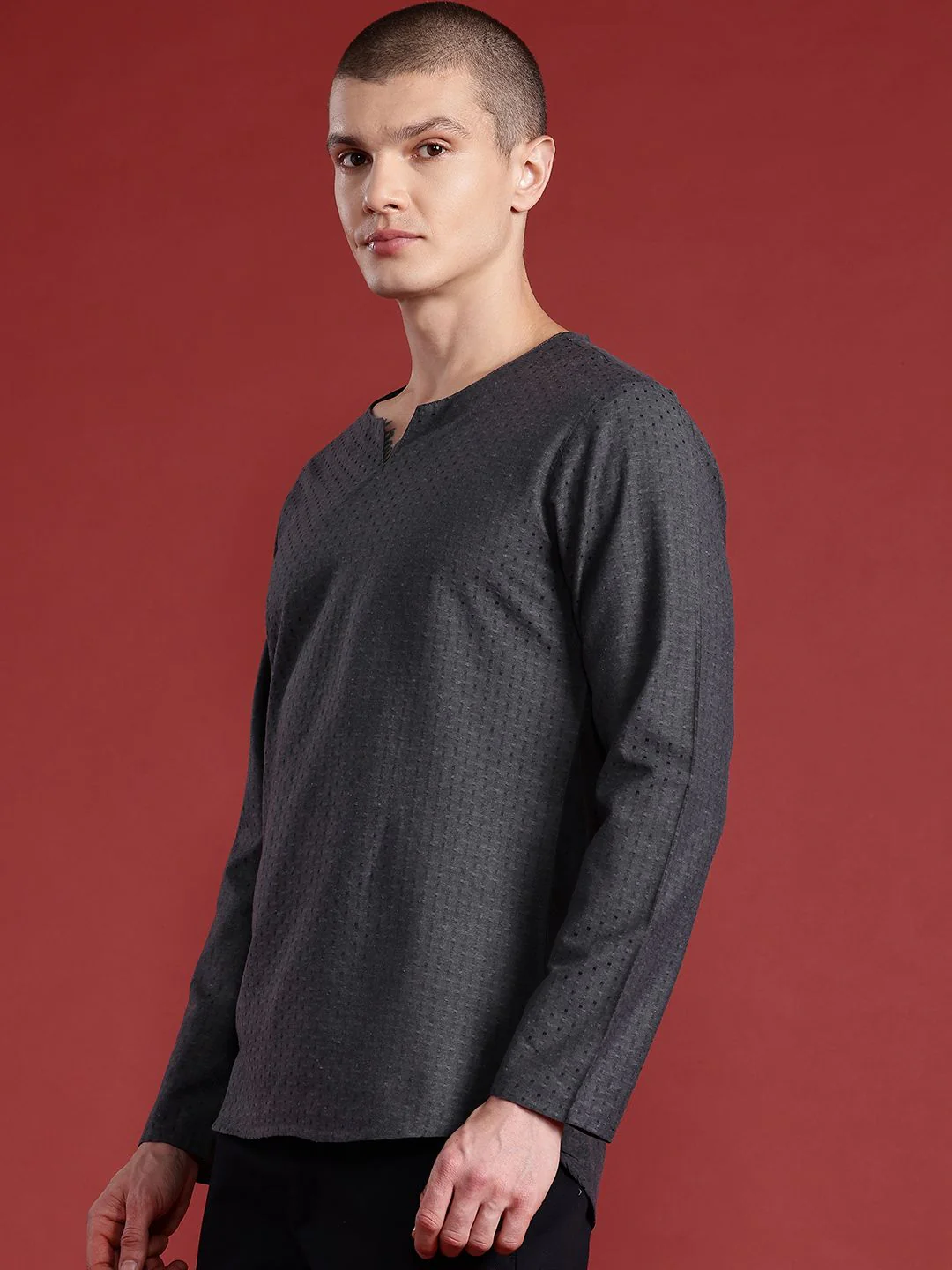 Anouk Woven Design Kurta - Image 3