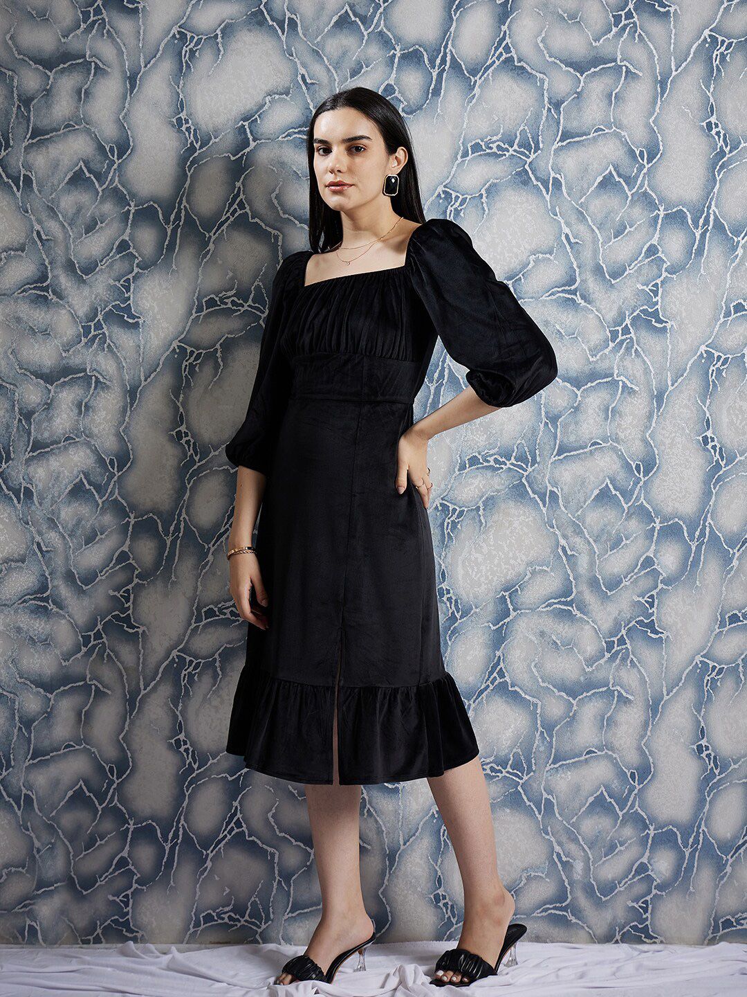 Athena Black Square Neck Puff Sleeves Gathered Detailed Midi Sheath Dress - Image 3