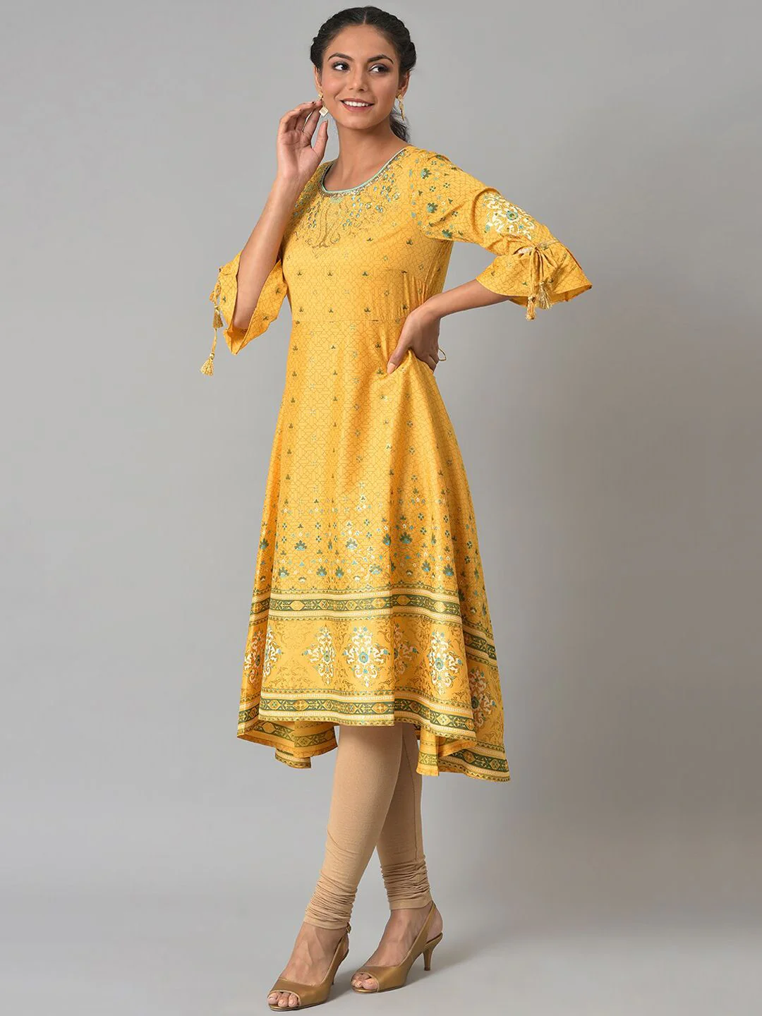 AURELIA Festive Floral Print Crepe Kurta - Image 3