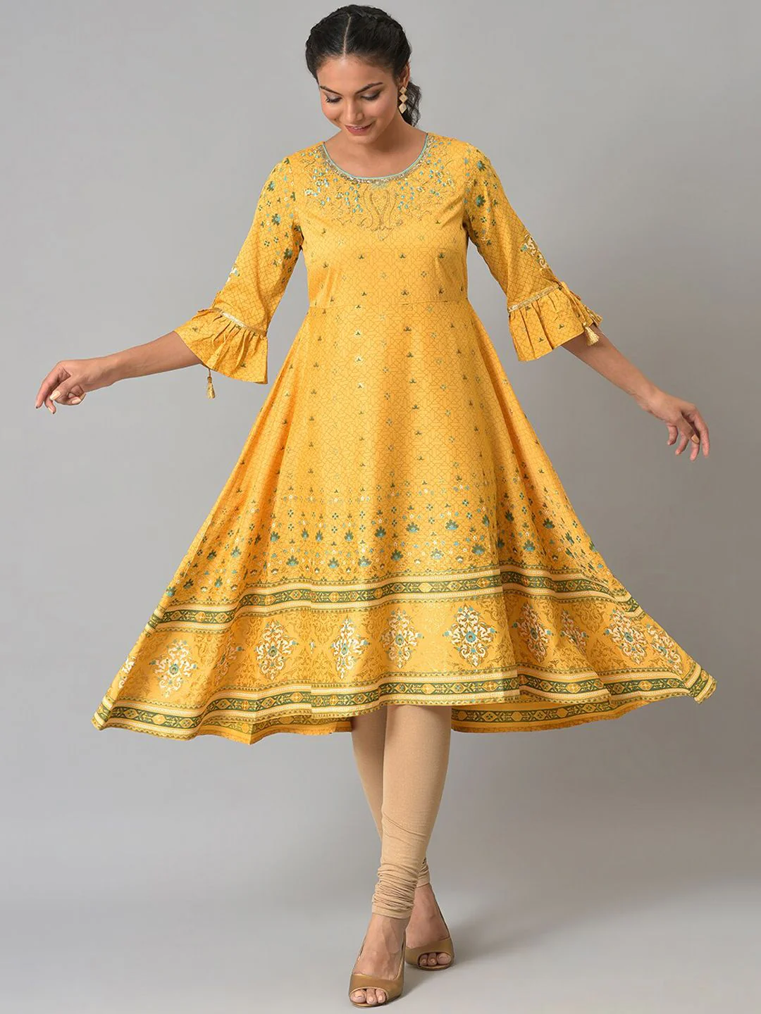 AURELIA Festive Floral Print Crepe Kurta - Image 4