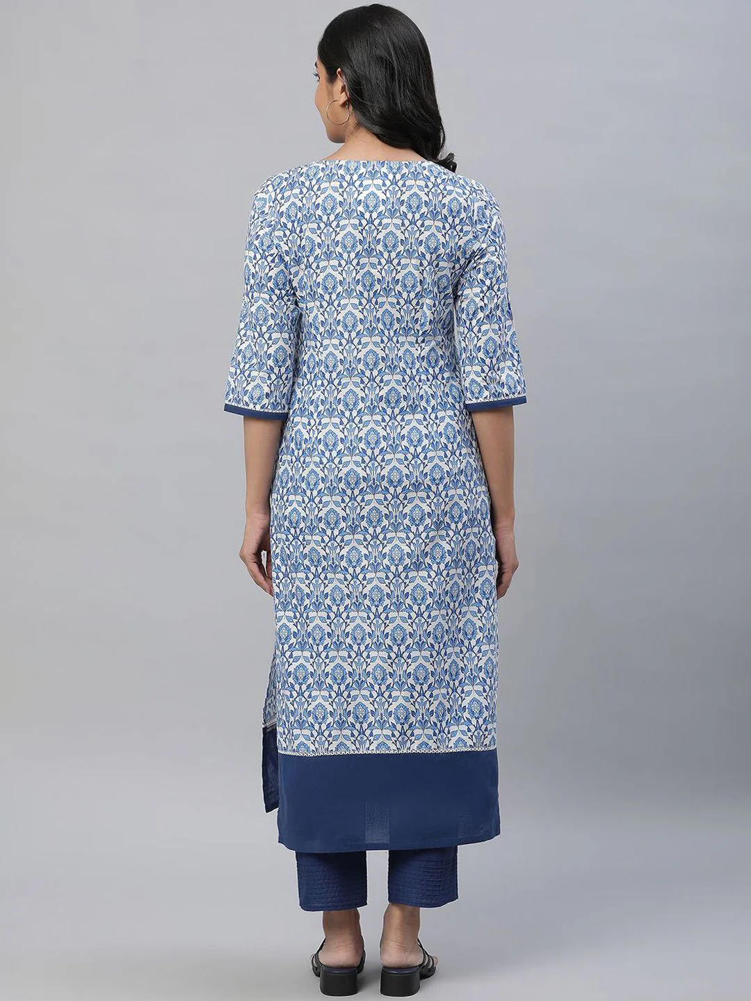 AURELIA Women Cotton Floral Printed Kurta - Image 4