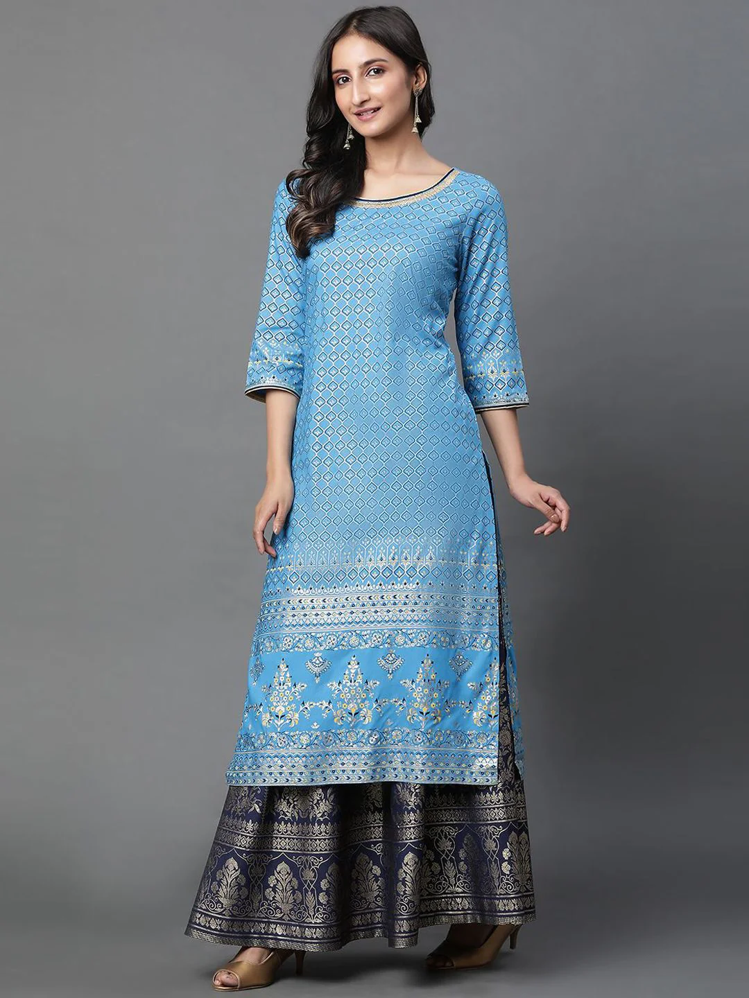 AURELIA Women Embroidered Gotta Patti Kurta - Image 5