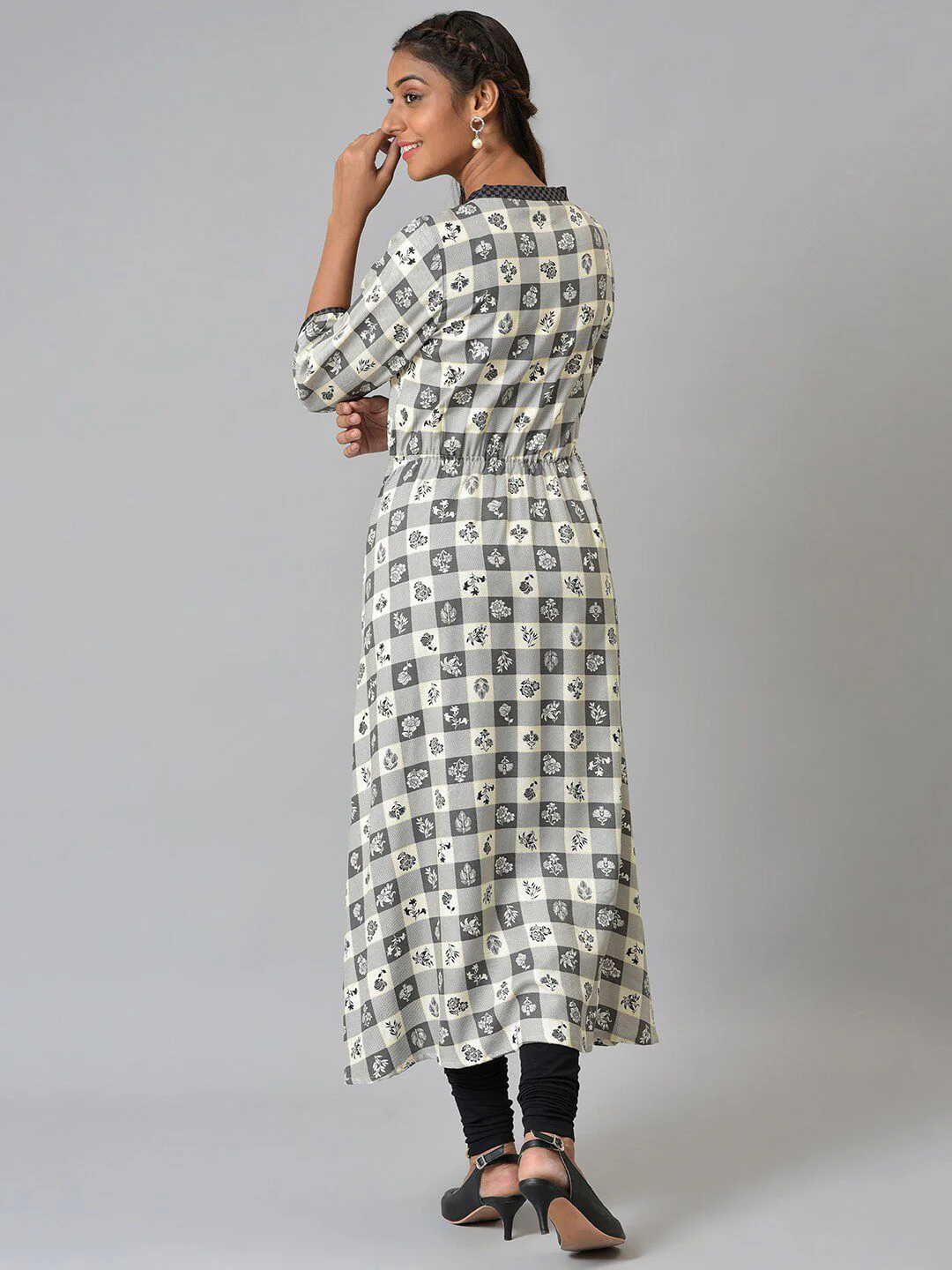 AURELIA Women Grey Ethnic Motifs Printed Anarkali Kurta - Image 4