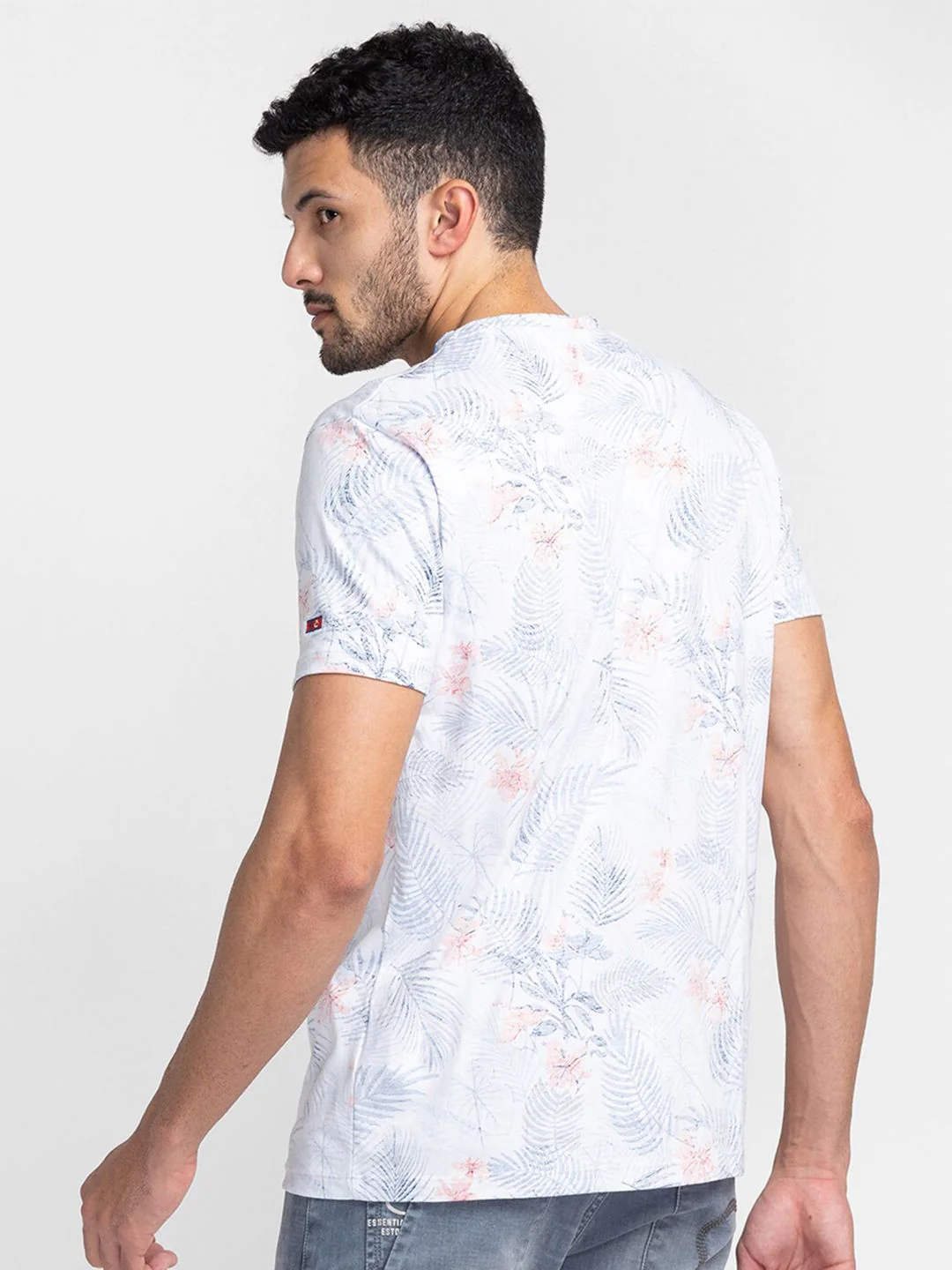 Being Human Tropical Printed Knitted Pure Cotton Casual T-shirt - Image 5