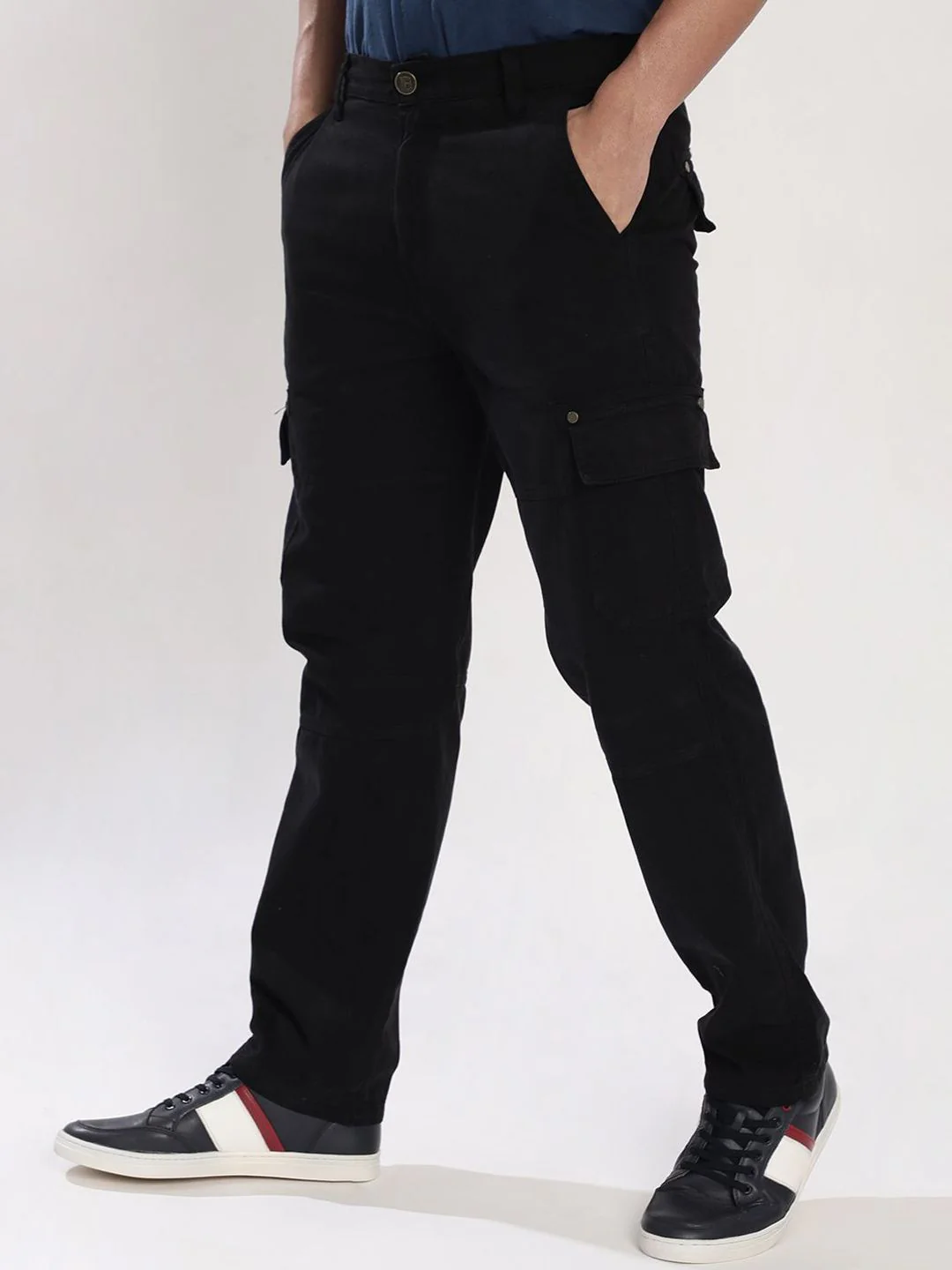 Bene Kleed Men Cargos Relaxed Fit Trousers - Image 3