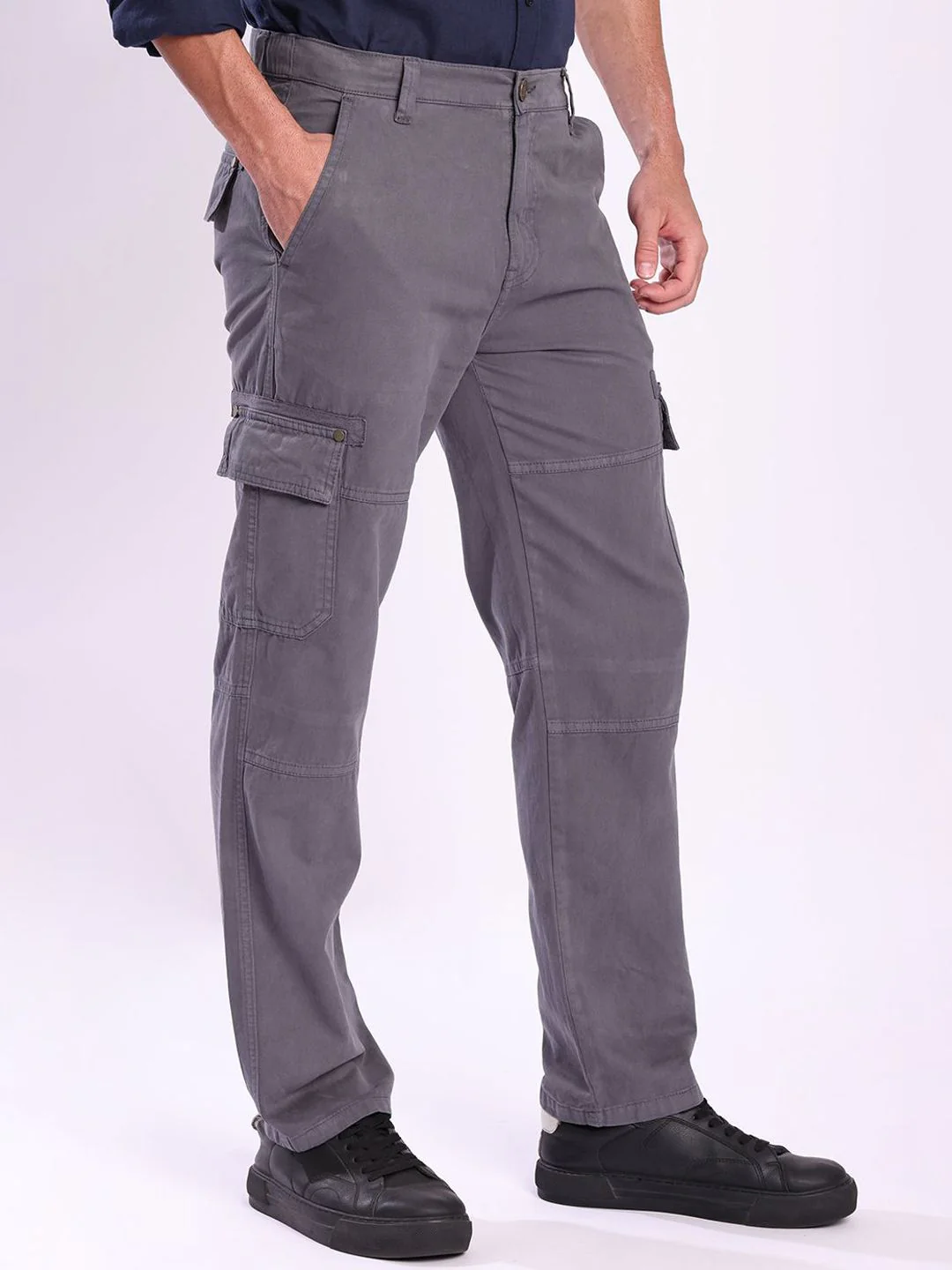 Bene Kleed Men Relaxed Fit Mid-Rise Pure Cotton Cargos Trouser - Image 2