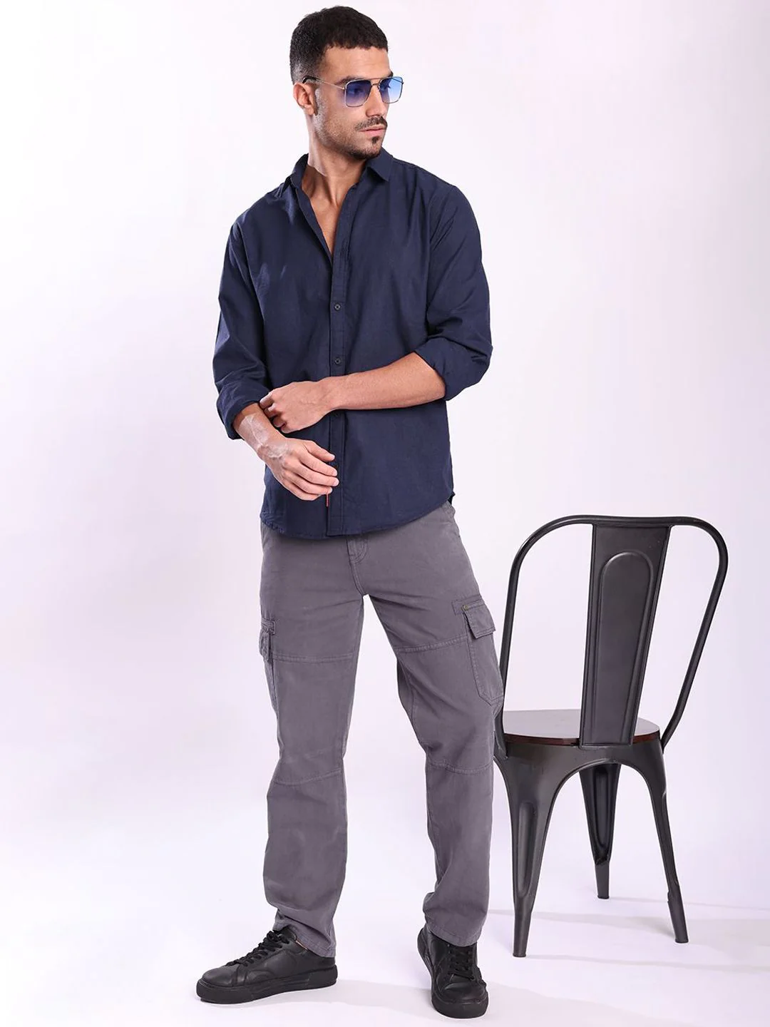 Bene Kleed Men Relaxed Fit Mid-Rise Pure Cotton Cargos Trouser - Image 4