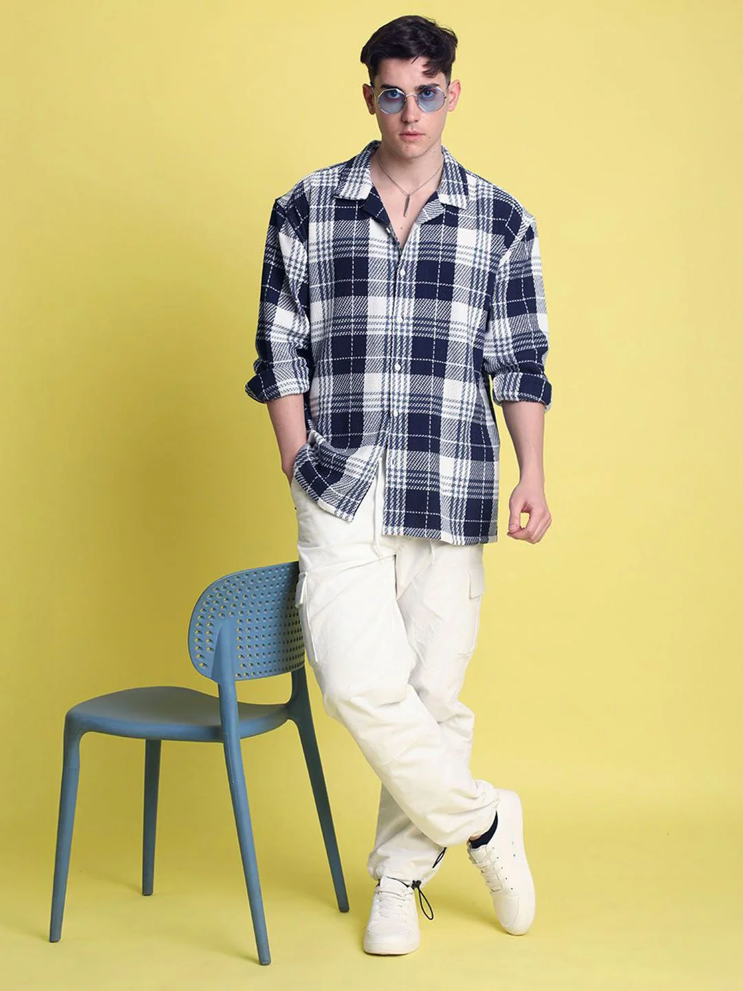 Bene Kleed Men Tartan Checked Relaxed Fit Textured Casual Shirt - Image 4