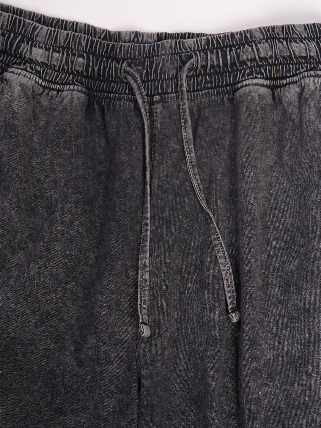 Bene Kleed Men Washed Raw Edge Shorts - Image 7