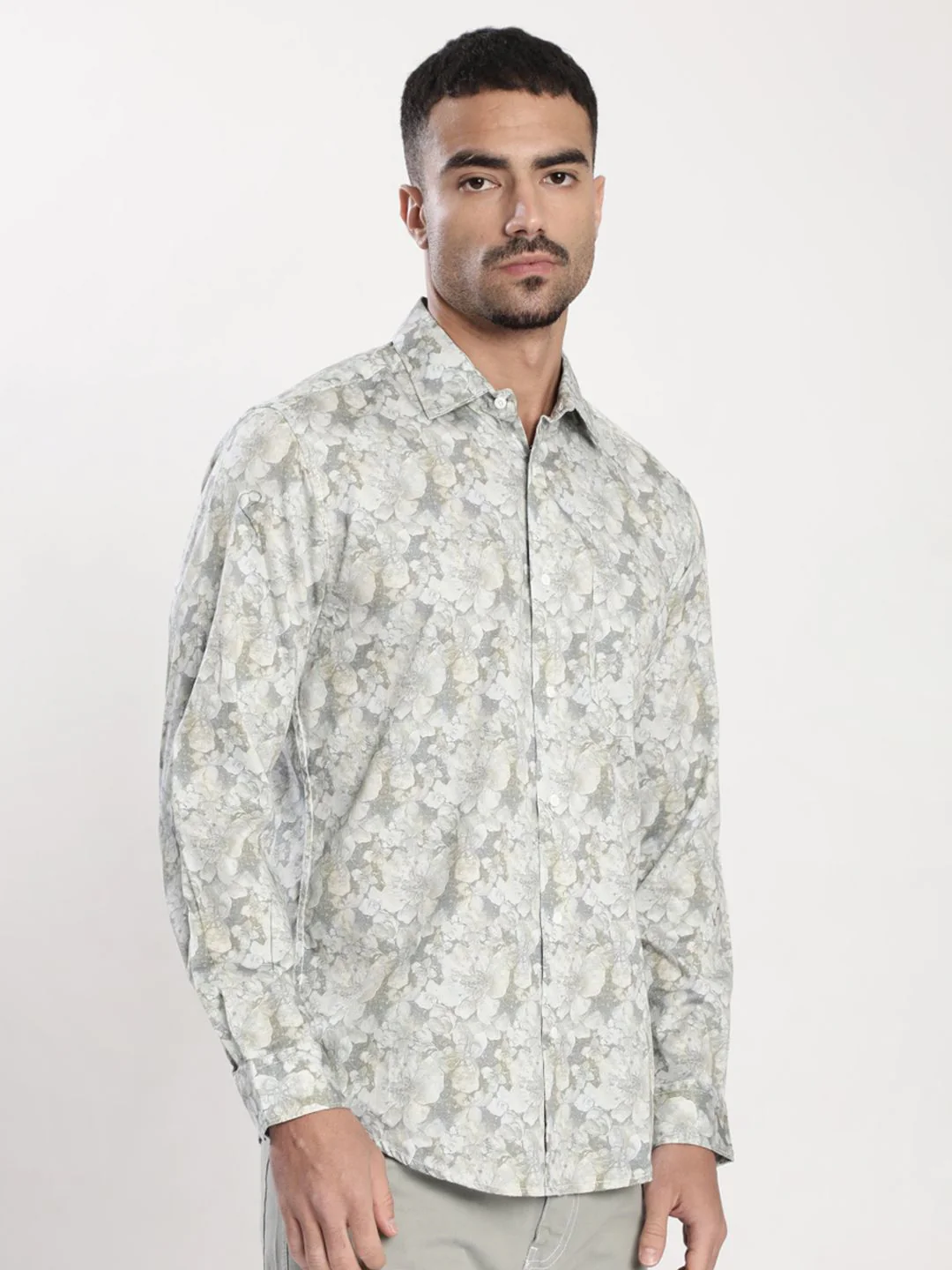 Bene Kleed Slim Fit Floral Printed Cotton Casual Shirt - Image 3