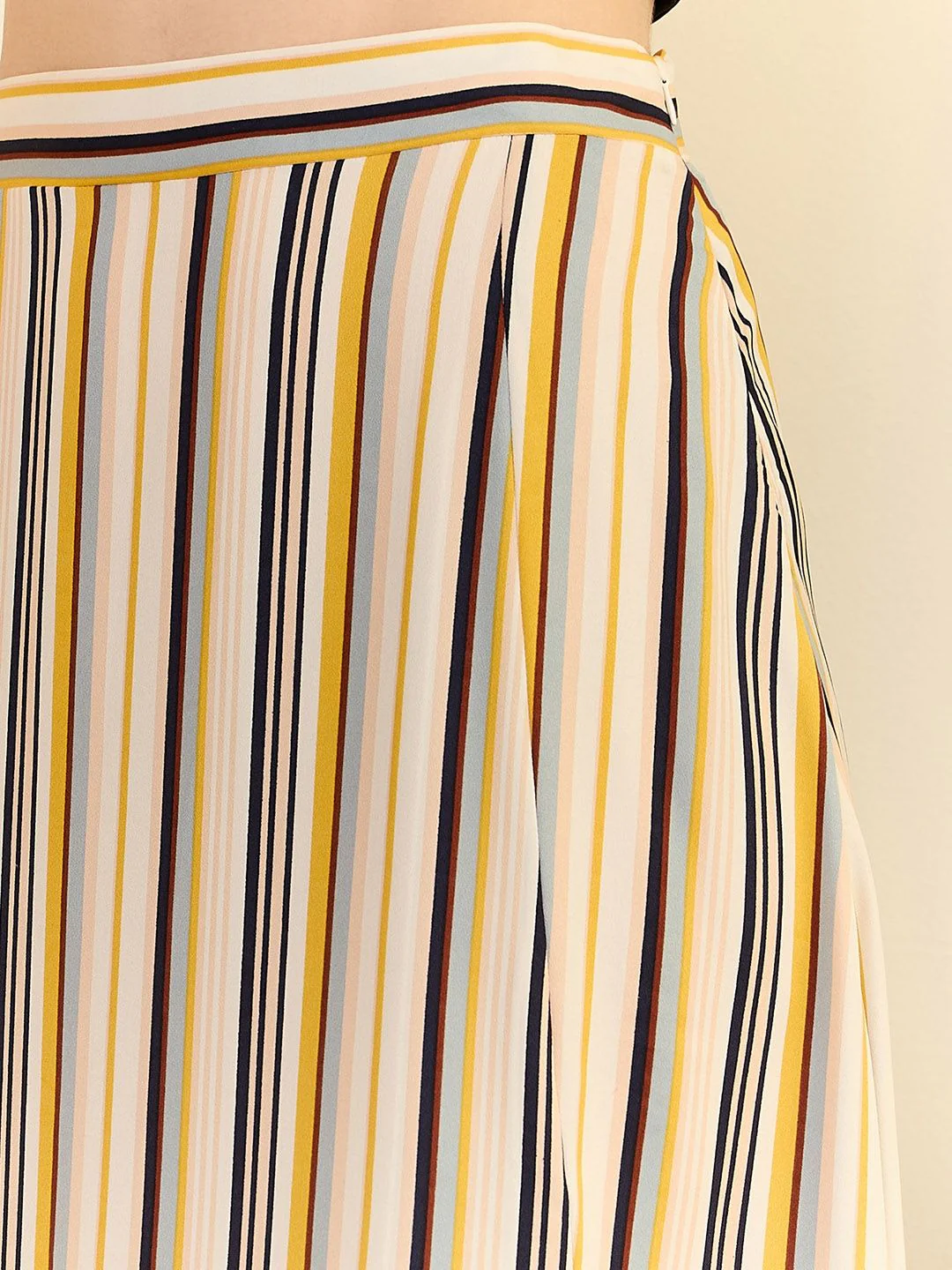Berrylush Beige Striped High Rise Slit Flared Maxi Skirt - Image 6