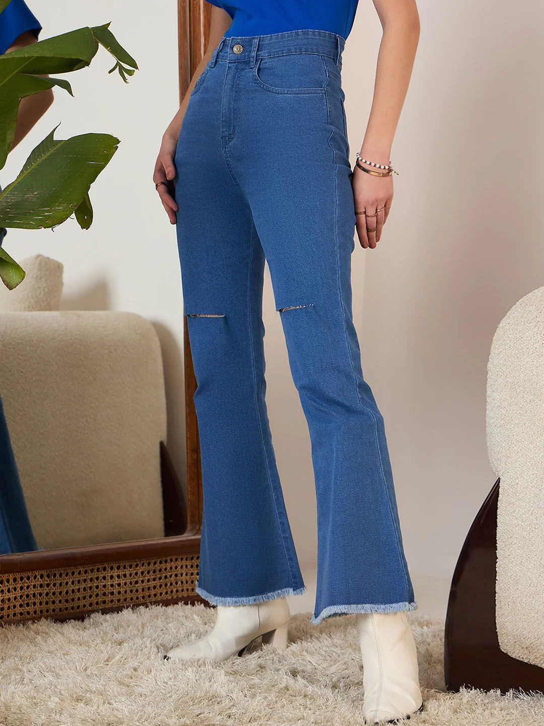 Berrylush Blue Women Bootcut High-Rise Mildly Distressed Stretchable Light Fade Jeans - Image 2