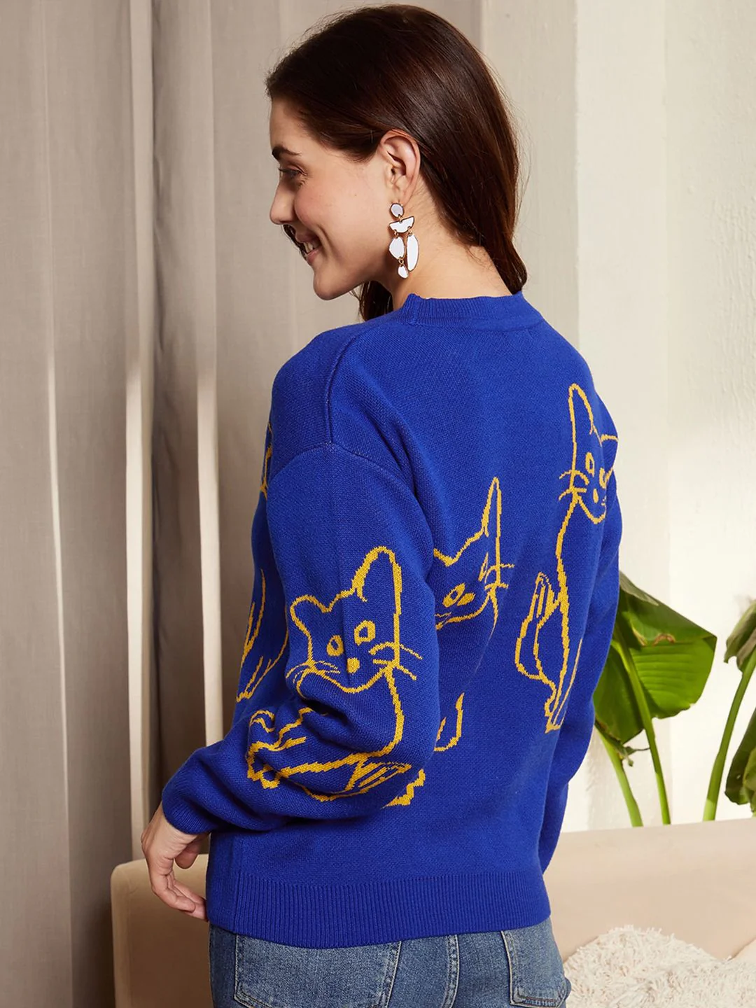 Berrylush Cat Printed Acrylic Pullover Sweater - Image 5