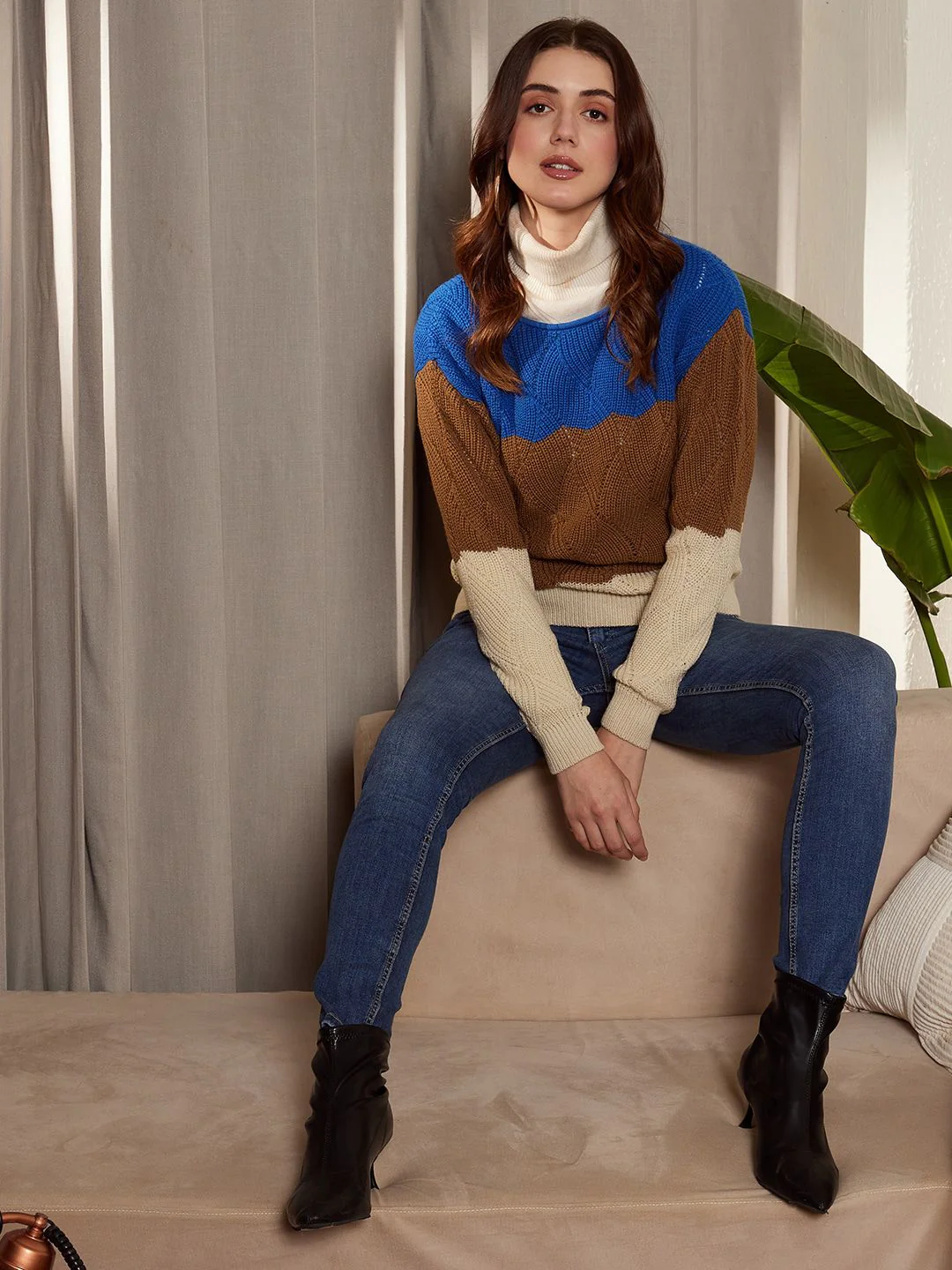 Berrylush Colourblocked Turtle Neck Acrylic Pullover Sweater - Image 6