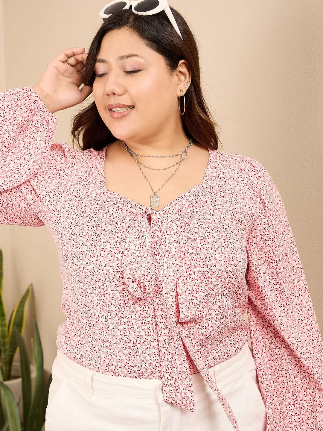 Berrylush Curve Floral Printed Plus Size Top - Image 2