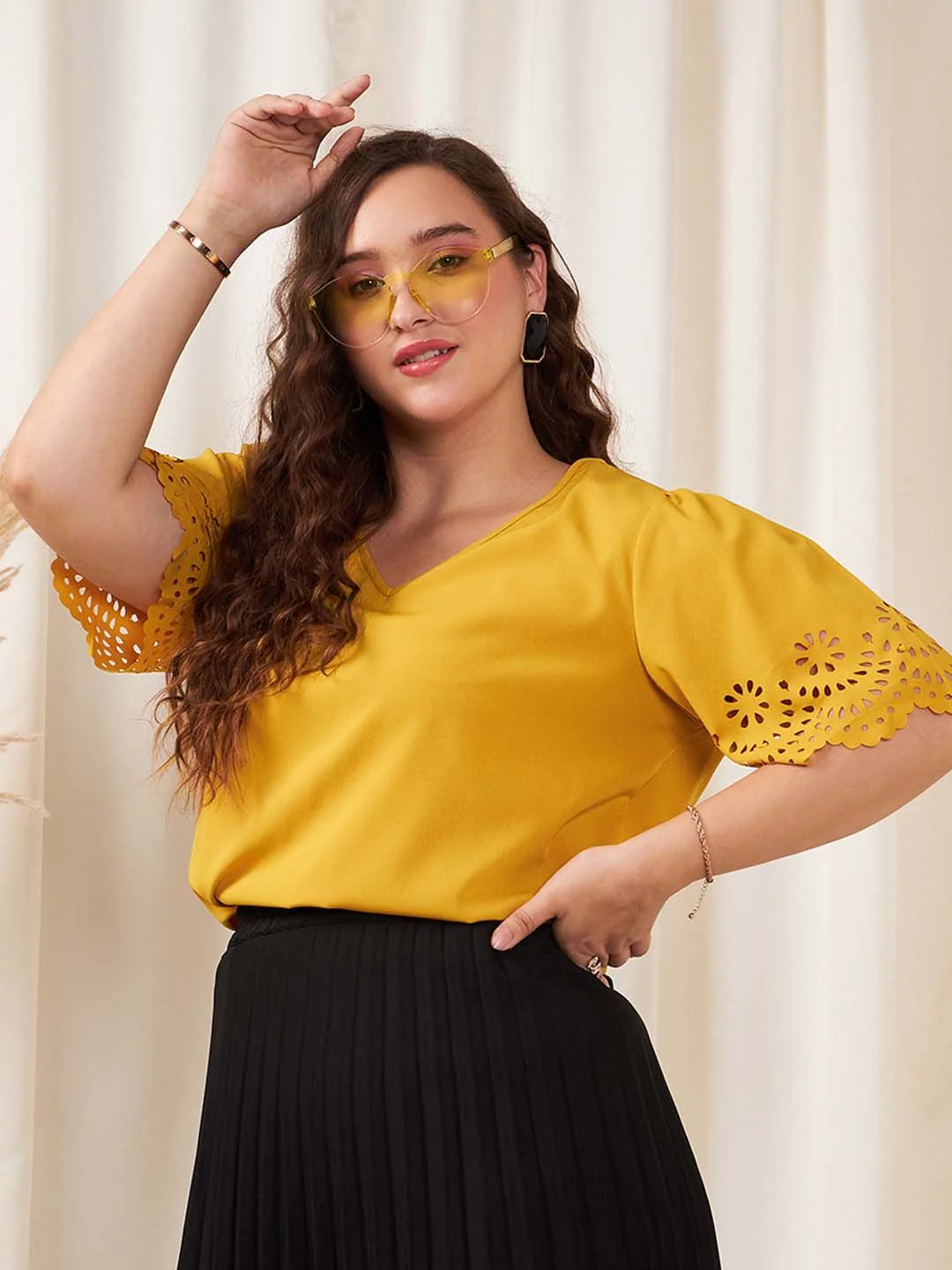 Berrylush Curve Plus Size Yellow V-Neck Cut Out Top - Image 3