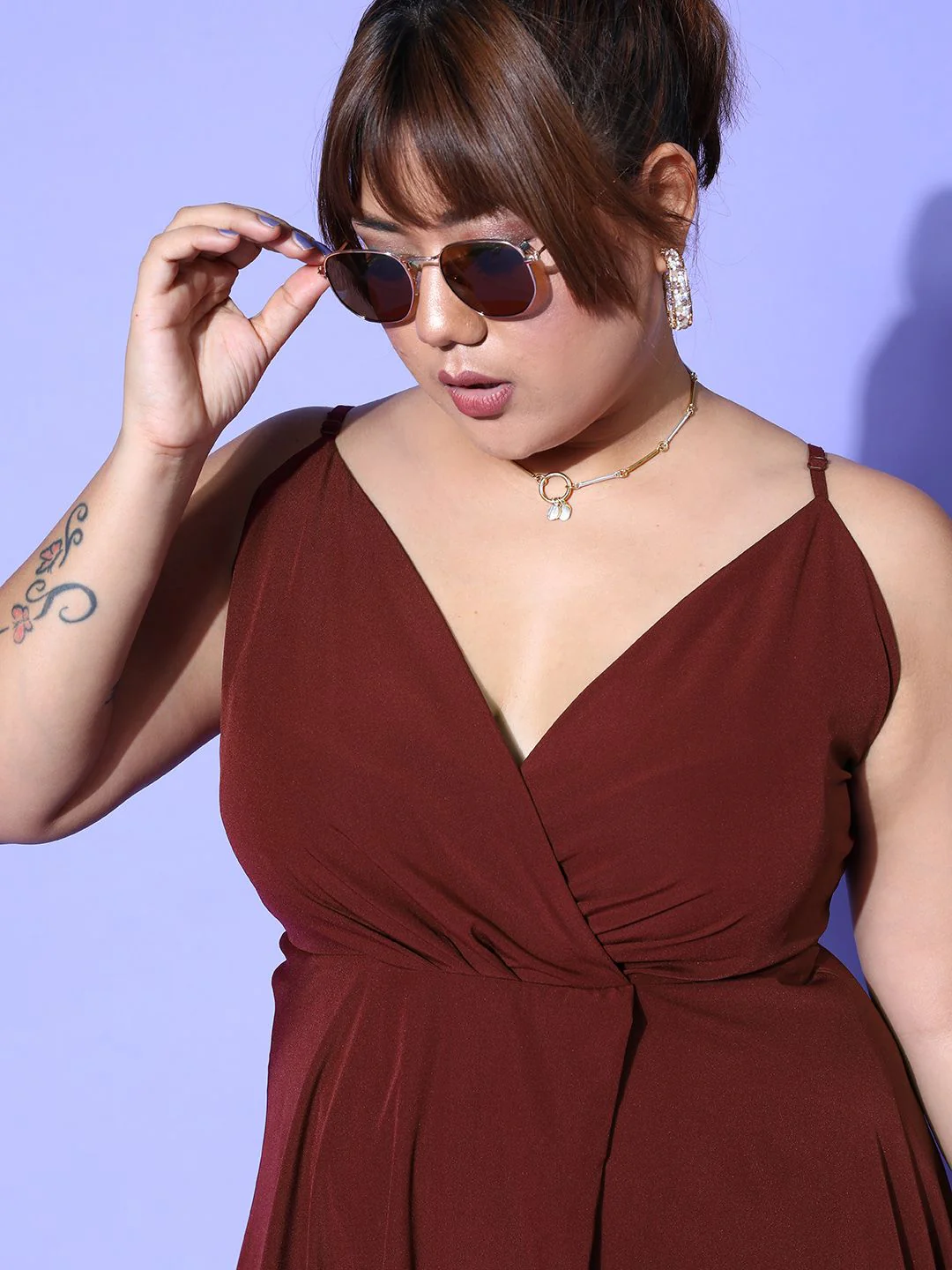 Berrylush Curve Women Maroon Solid Vacay Attire - Image 5