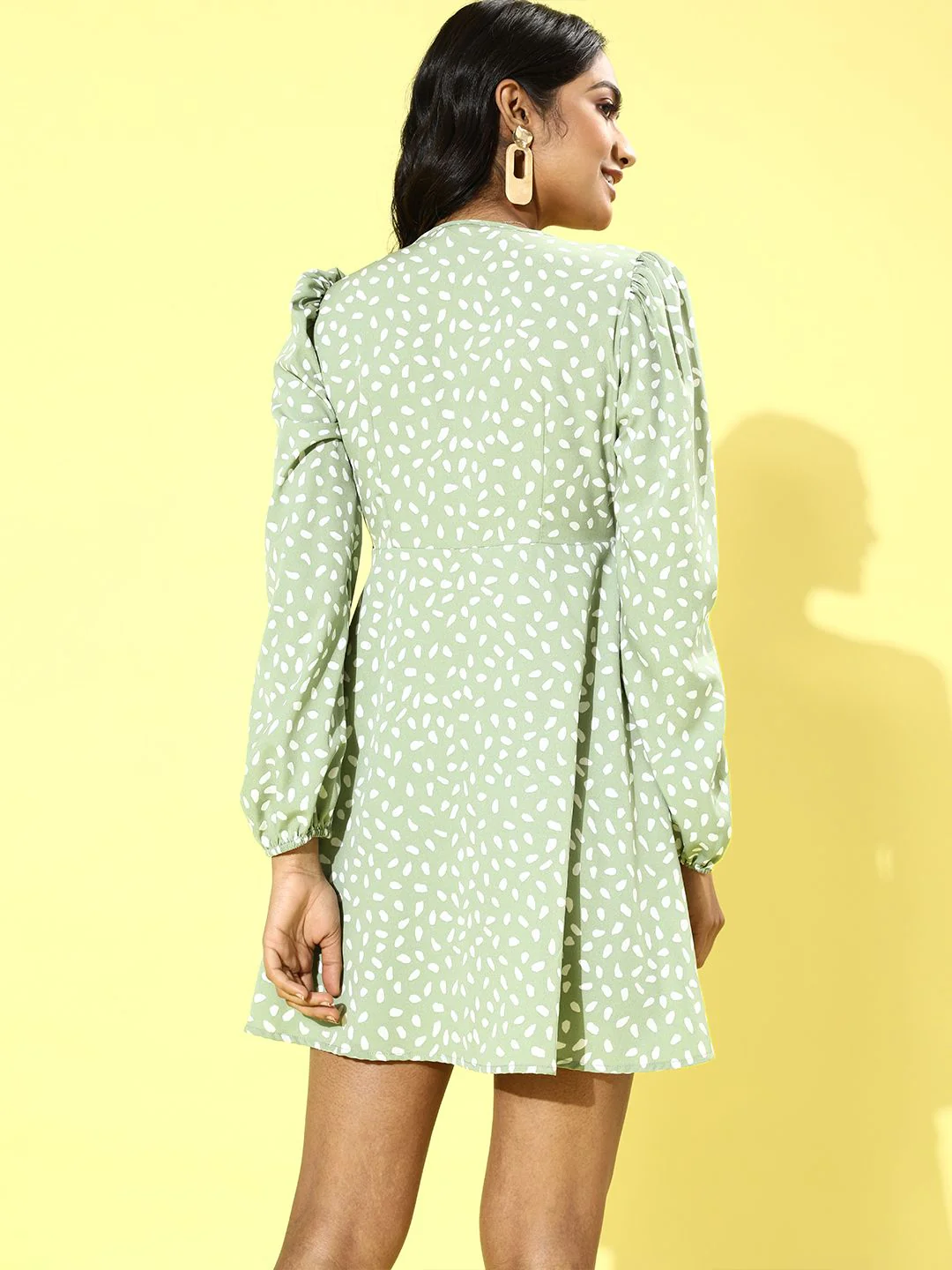 Berrylush Green Crepe A-Line Dress - Image 4