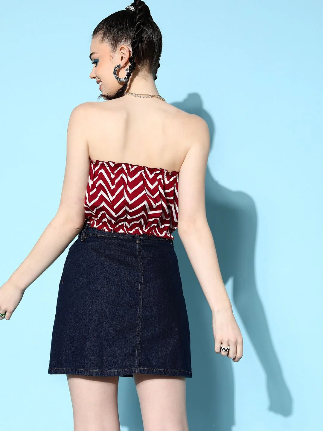 Berrylush  Lovely Maroon Geometric Bustier Crop Top - Image 4