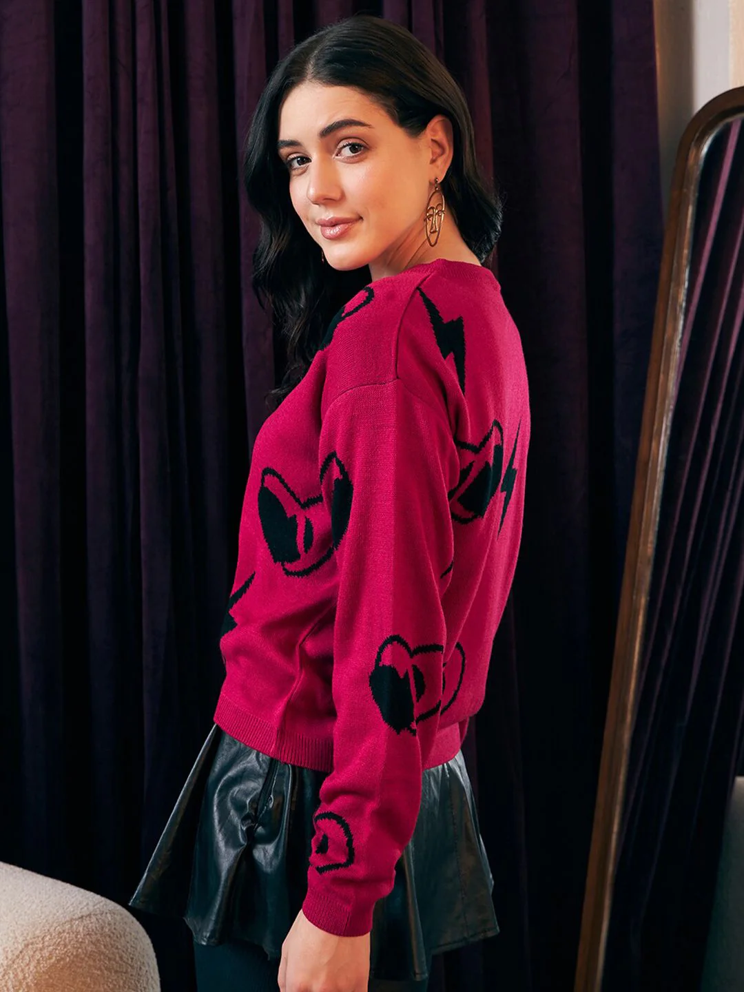 Berrylush Pink Graphic Printed Acrylic Pullover Sweater - Image 5