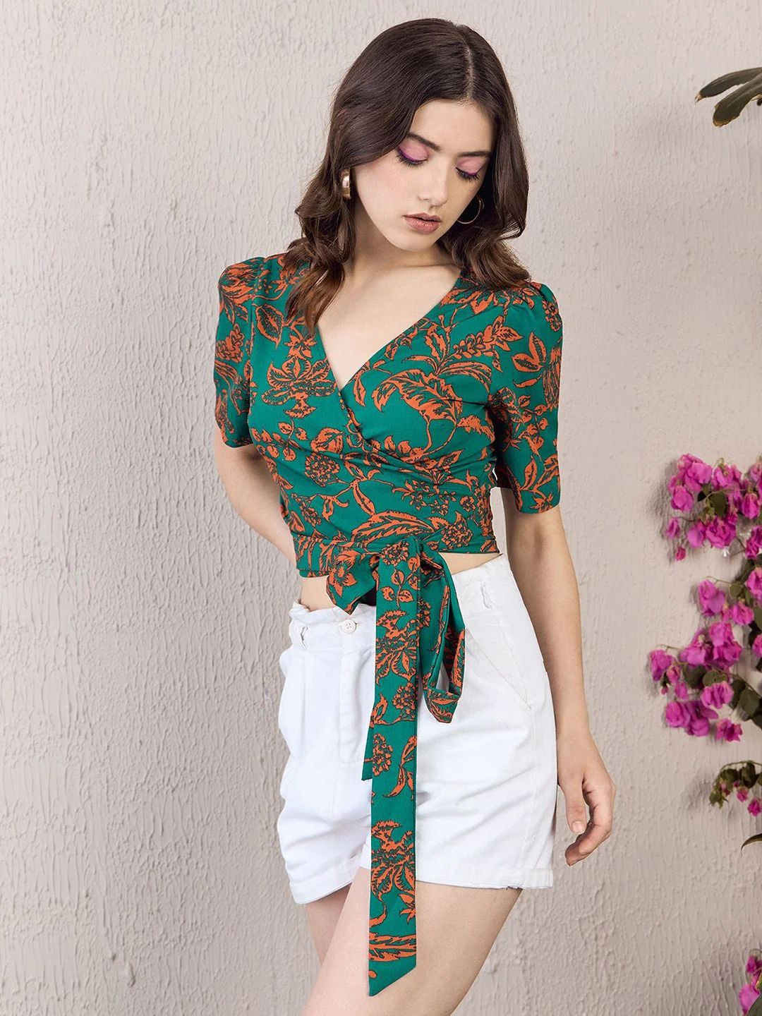 Berrylush V-Neck Floral Print Wrap Crop Top - Image 5