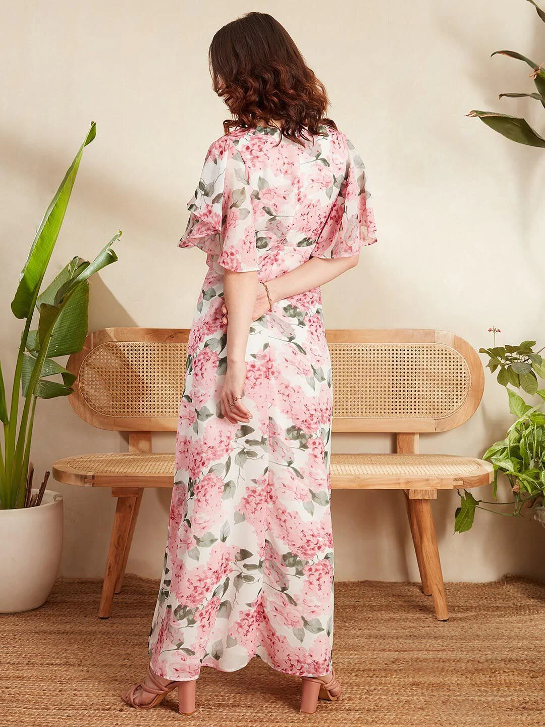 Berrylush White Floral Printed Flutter Sleeve Gathered Georgette Wrap Dress - Image 5