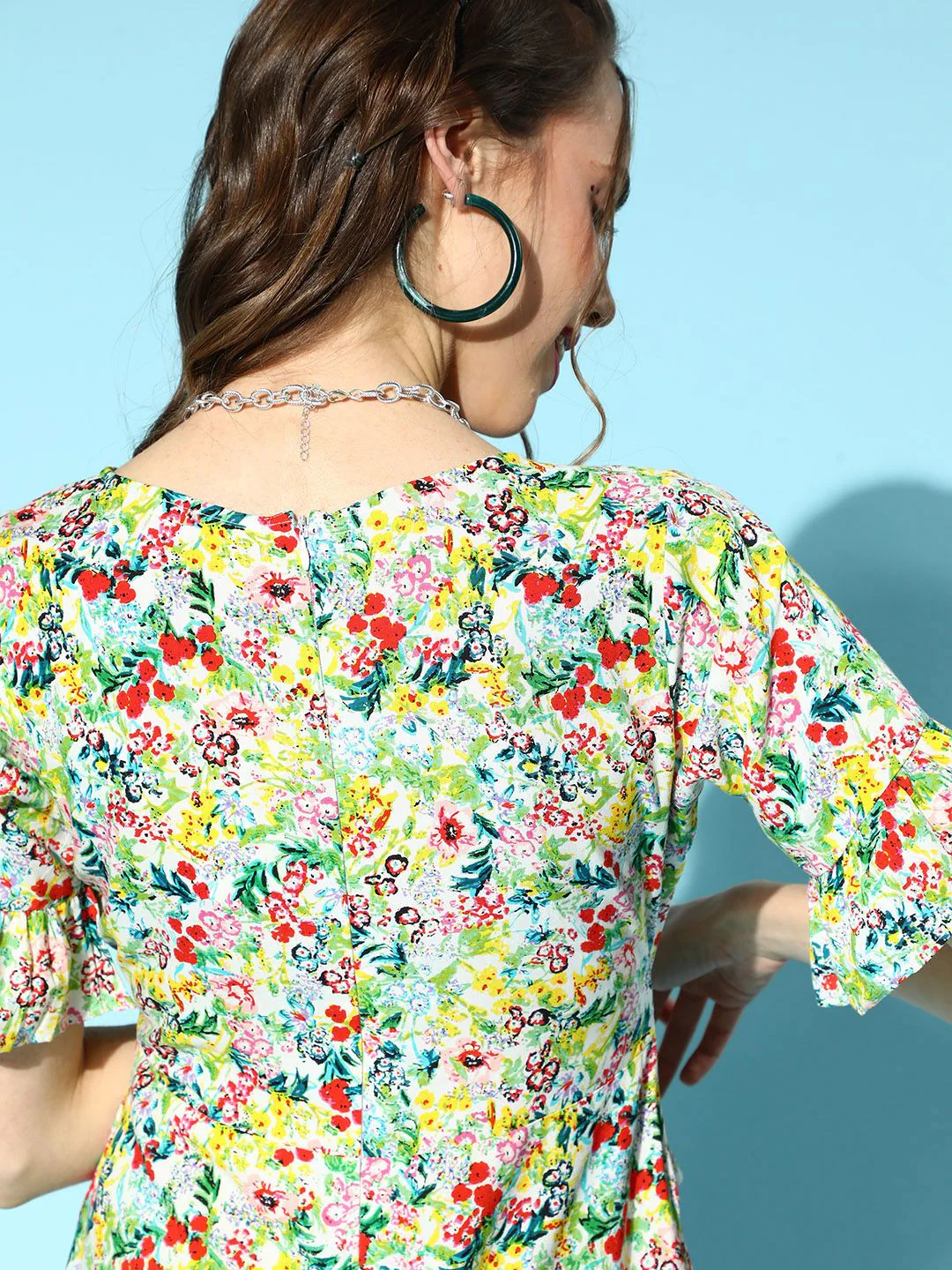 Berrylush White & Red Floral Print Wrap Dress - Image 4