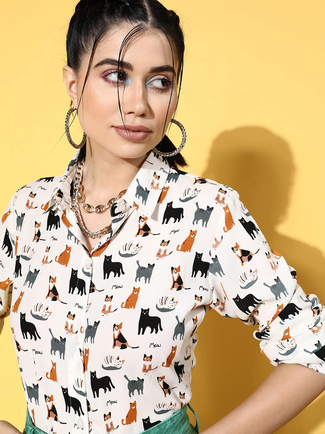 Berrylush Women Beautiful White Animal Printed Resort Wear Shirt - Image 3