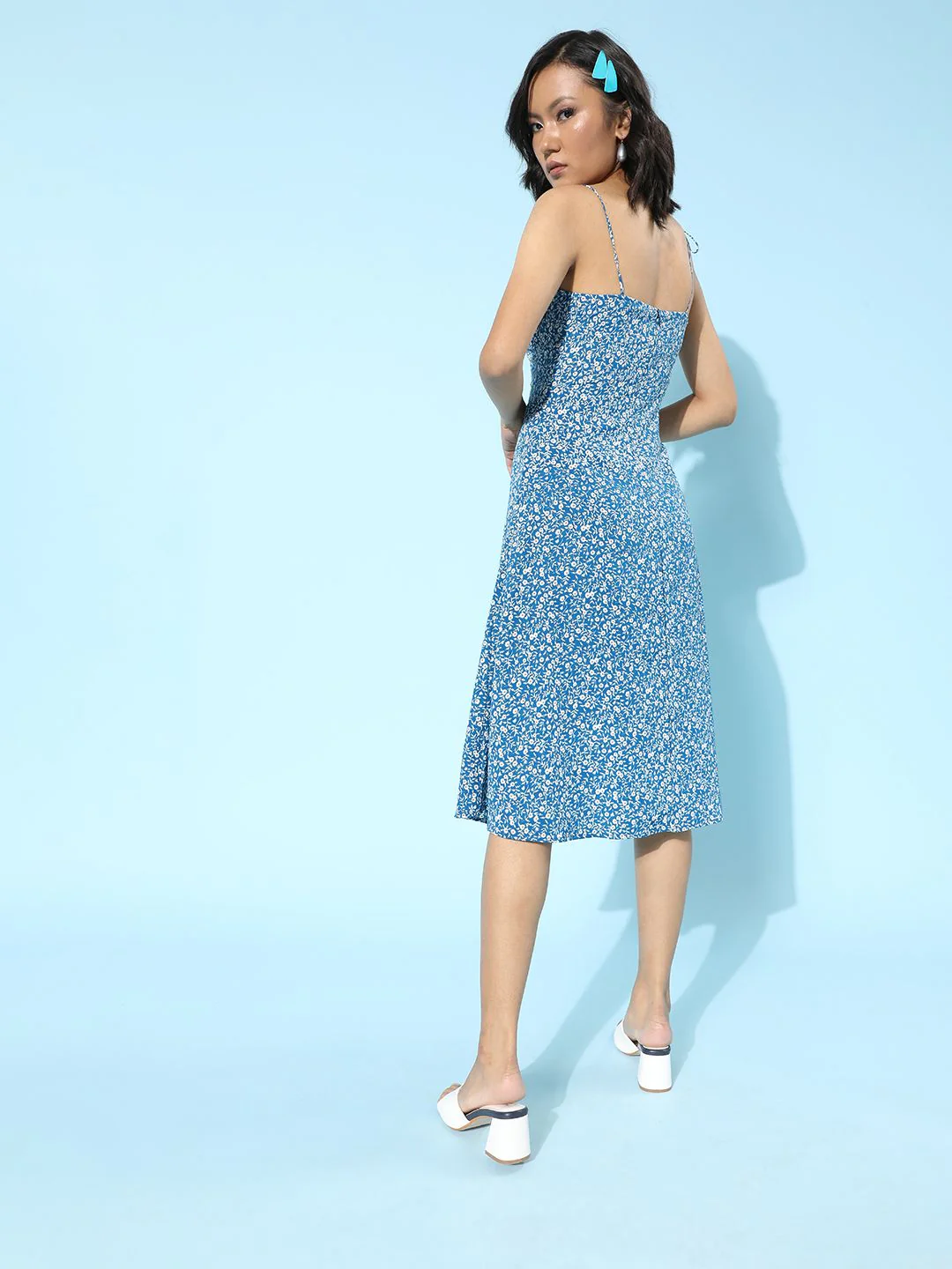 Berrylush Women Blue Floral Fantasy Dress - Image 3