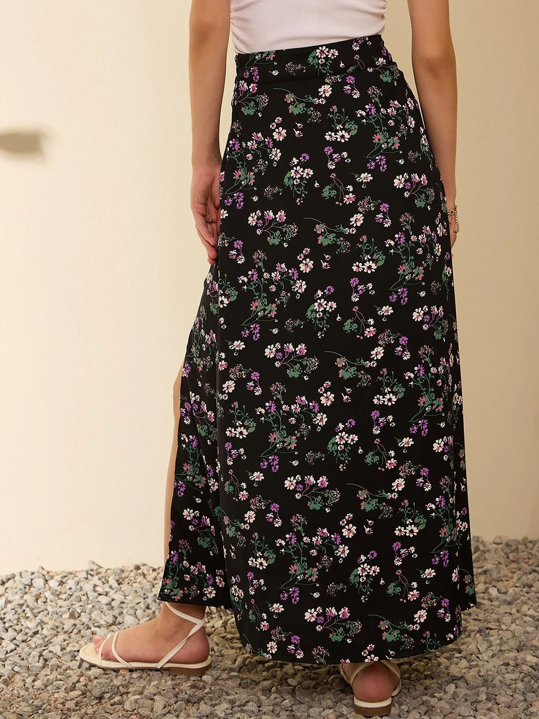 Berrylush Women Floral Printed A-line Maxi Skirt - Image 3
