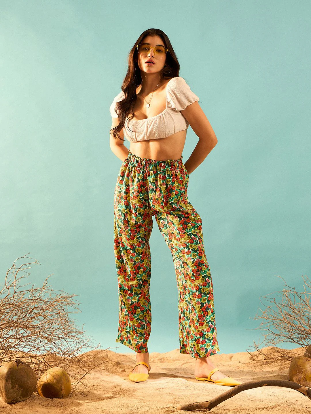 Berrylush Women Floral Printed Relaxed Straight Leg Regular Fit High-Rise Plain Trousers - Image 5