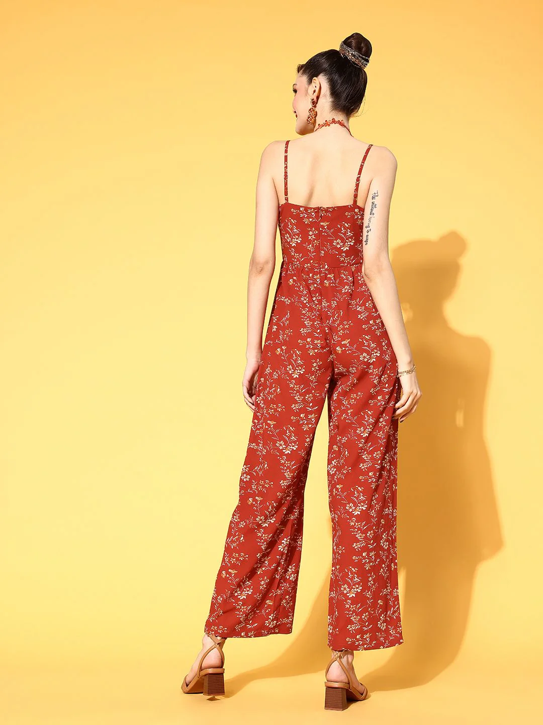 Berrylush Women Gorgeous Red Printed Volume Play Jumpsuit - Image 5