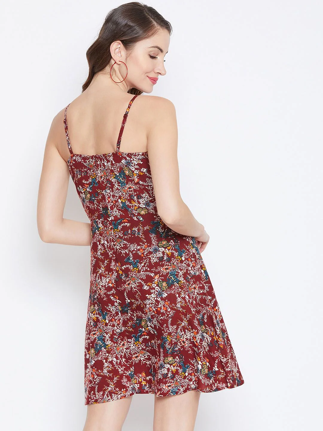 Berrylush Women Maroon & White Floral Print Fit and Flare Dress - Image 5