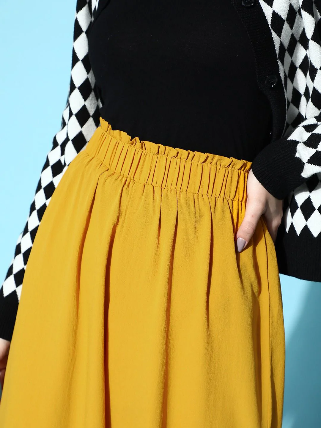 Berrylush Women Stylish Mustard Solid Elevated Bottom Trousers - Image 4
