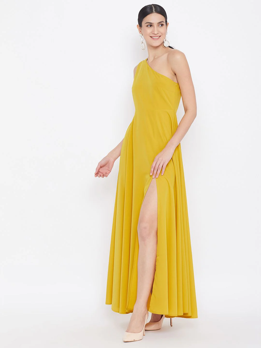 Berrylush Yellow Pleated Maxi Dress - Image 3